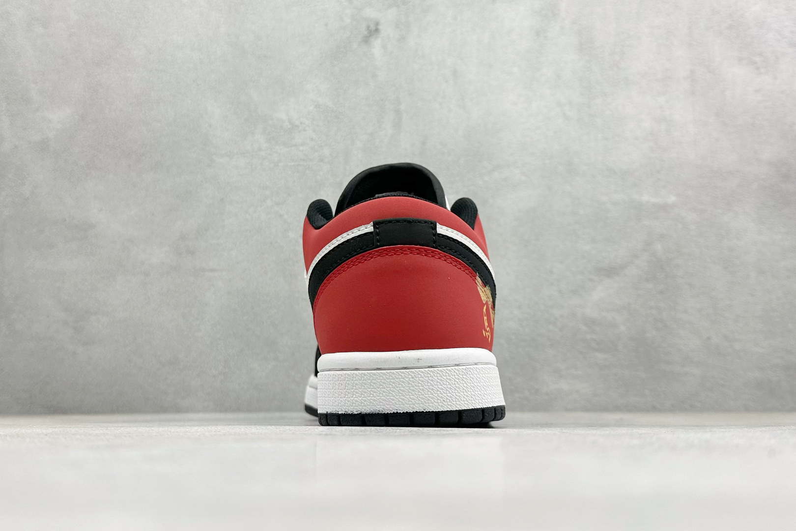 260 Air Jordan 1 Low AJ1 乔1 马年限定 高端定制 低帮复古篮球鞋 FD5188-601