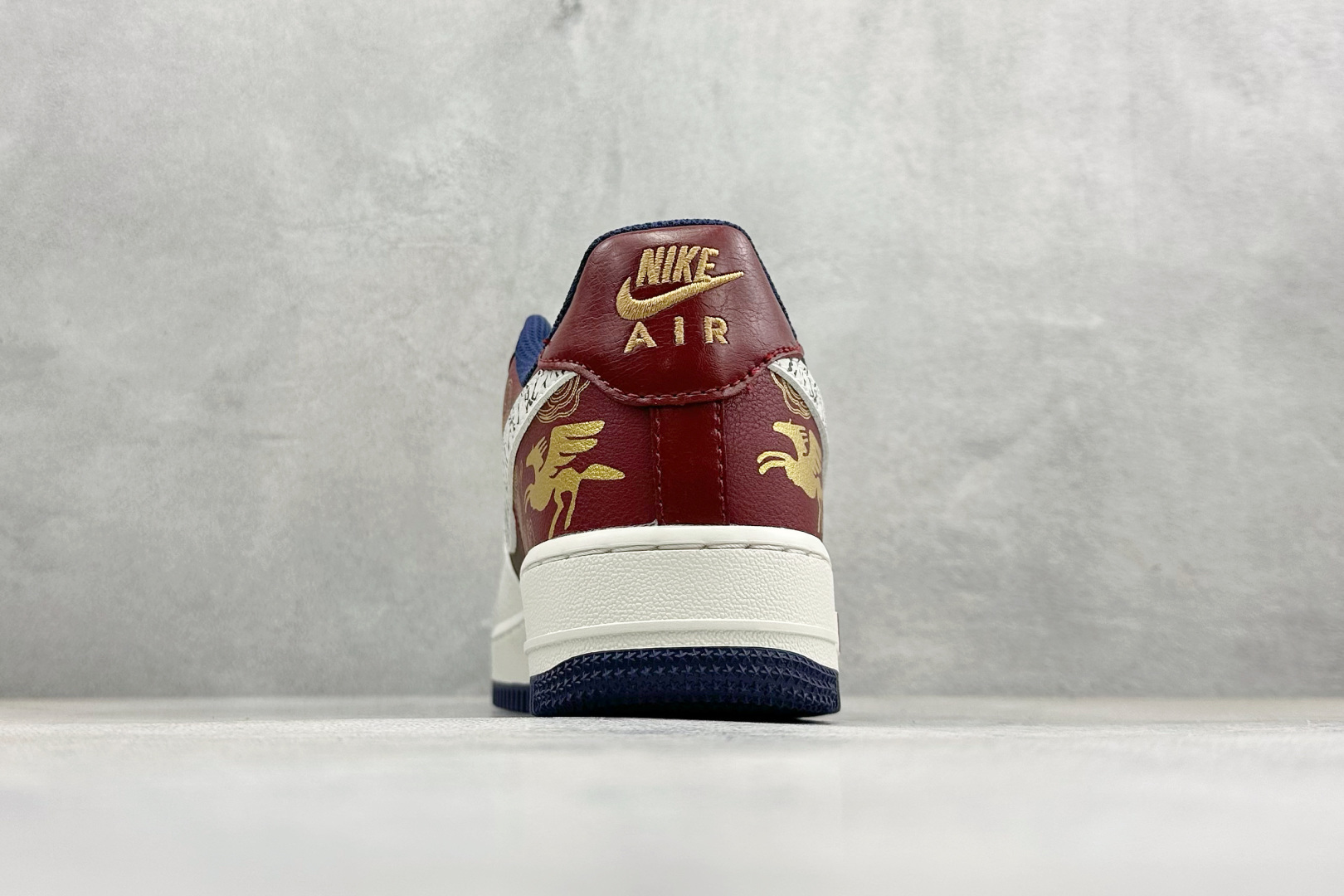 SC版Nike Air Force 1'07 Low 马年限定 瑞彩祥云金纹 空军一号低帮休闲板鞋 NH0601-535-Top High Quatity Cheap Sneakers Fashion Clothing Clothes Bags handbags Shoes of all Brand wholesale With The best Quality And Beautiful Price from China Factory Chinese suppliers wholesaler seller SC版Nike Air Force 1'07 Low 马年限定 瑞彩祥云金纹 空军一号低帮休闲板鞋 NH0601-535