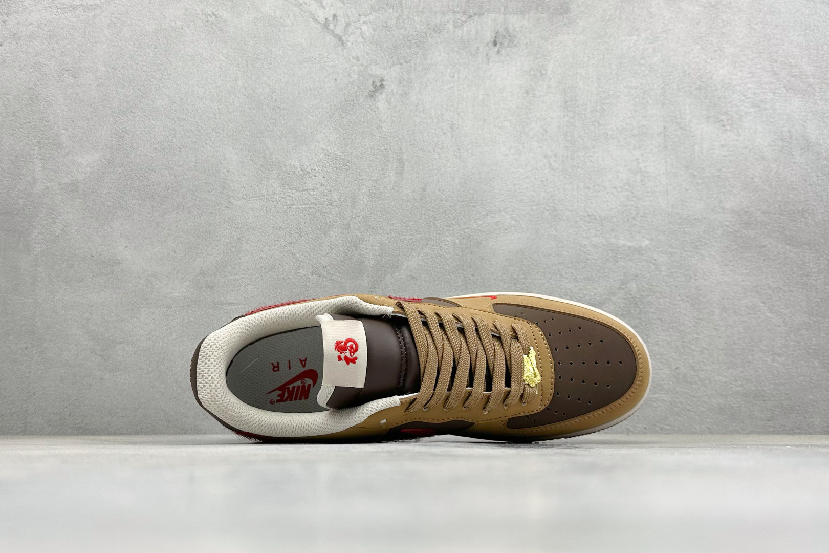 SC版Nike Air Force 1'07 Low 马年限定 暖棕朱红 空军一号低帮休闲板鞋 NH0601-516-Top High Quatity Cheap Sneakers Fashion Clothing Clothes Bags handbags Shoes of all Brand wholesale With The best Quality And Beautiful Price from China Factory Chinese suppliers wholesaler seller SC版Nike Air Force 1'07 Low 马年限定 暖棕朱红 空军一号低帮休闲板鞋 NH0601-516
