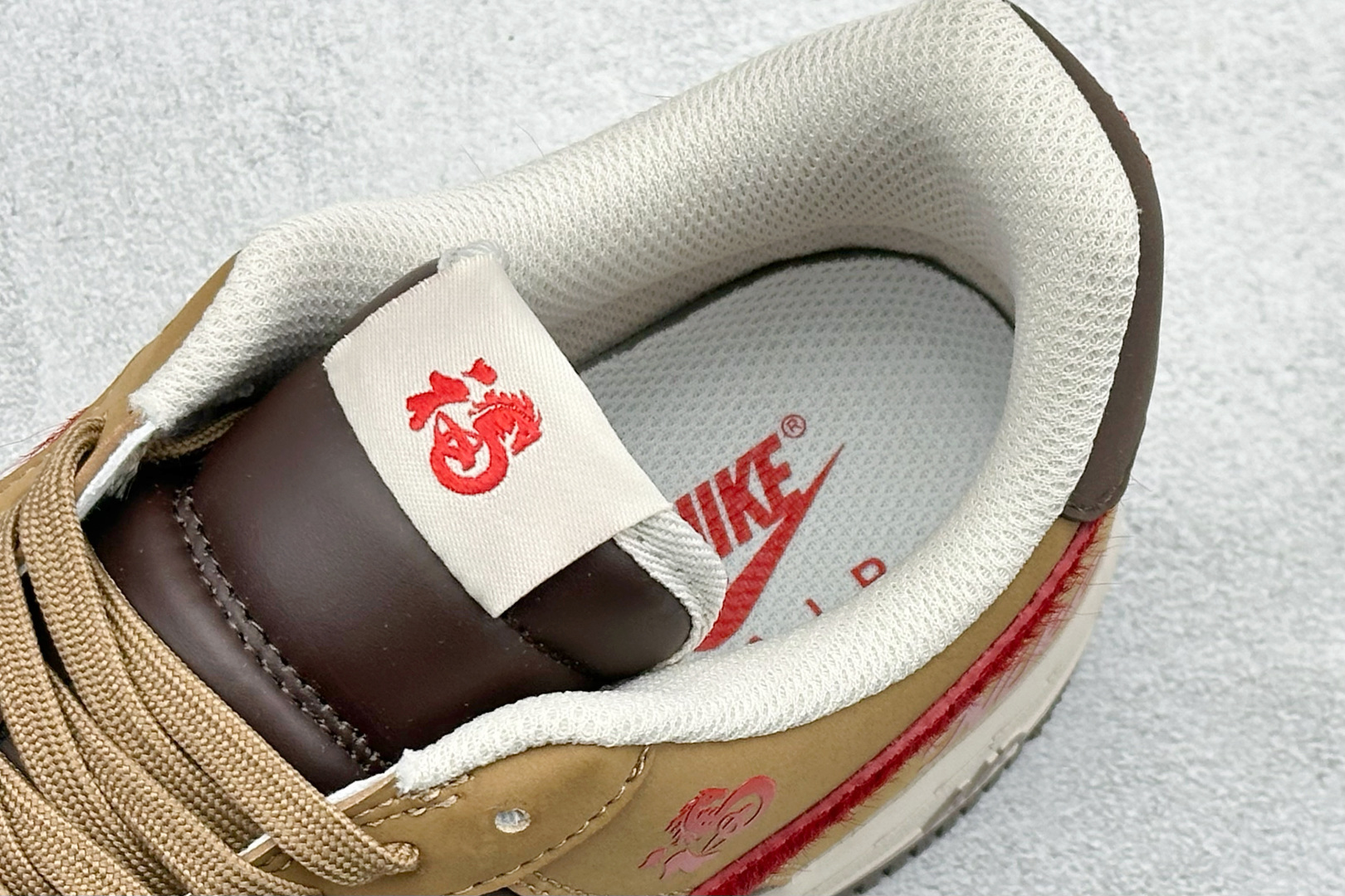 SC版Nike Air Force 1'07 Low 马年限定 暖棕朱红 空军一号低帮休闲板鞋 NH0601-516-Top High Quatity Cheap Sneakers Fashion Clothing Clothes Bags handbags Shoes of all Brand wholesale With The best Quality And Beautiful Price from China Factory Chinese suppliers wholesaler seller SC版Nike Air Force 1'07 Low 马年限定 暖棕朱红 空军一号低帮休闲板鞋 NH0601-516