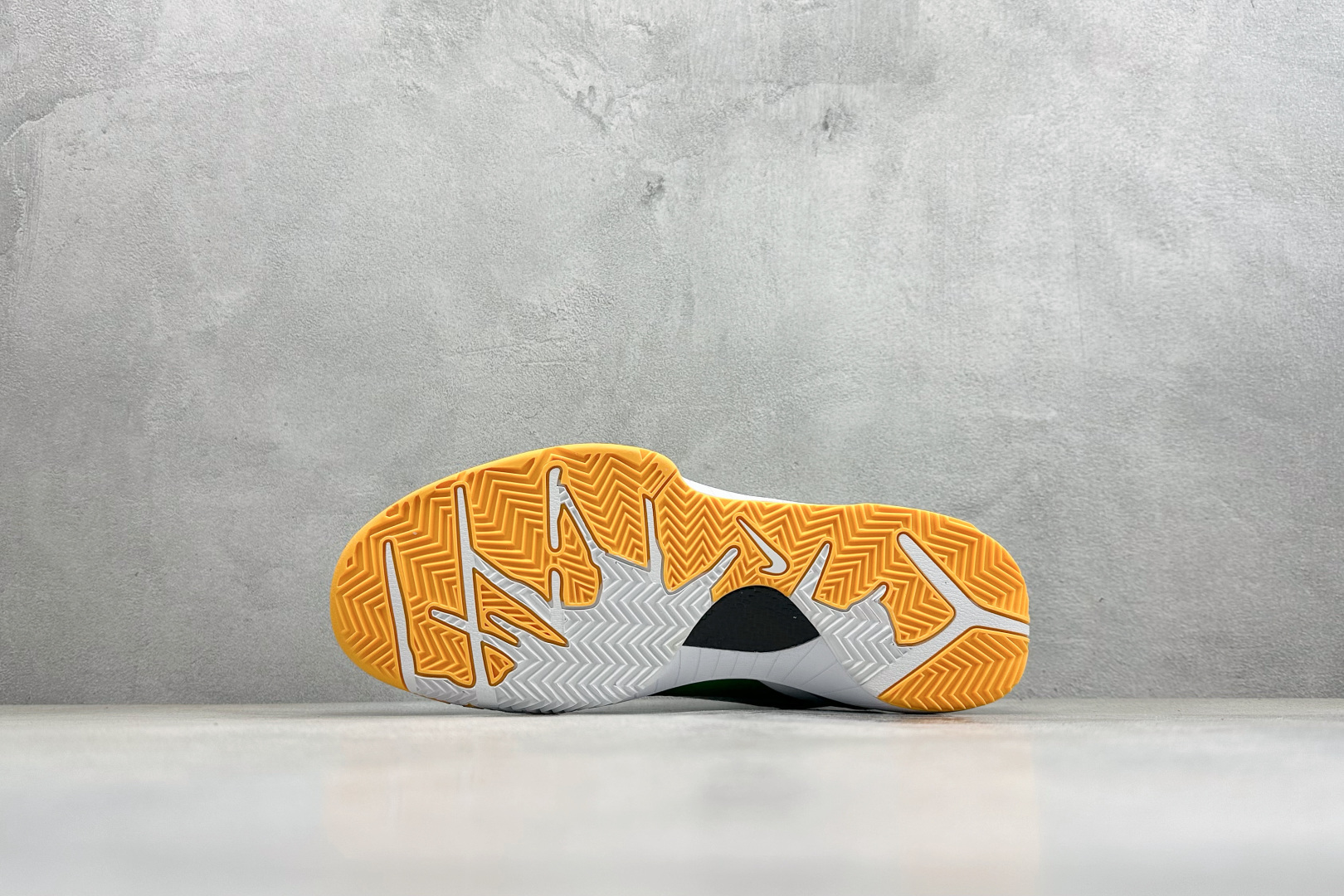 Nike Zoom Kobe 4代 马年限定 防滑耐磨减震舒适轻便实战篮球鞋 FJ9363-105-Top High Quatity Cheap Sneakers Fashion Clothing Clothes Bags handbags Shoes of all Brand wholesale With The best Quality And Beautiful Price from China Factory Chinese suppliers wholesaler seller Nike Zoom Kobe 4代 马年限定 防滑耐磨减震舒适轻便实战篮球鞋 FJ9363-105
