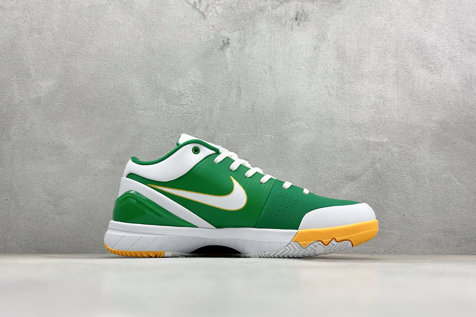 Nike Zoom Kobe 4代 马年限定 防滑耐磨减震舒适轻便实战篮球鞋 FJ9363-105-Top High Quatity Cheap Sneakers Fashion Clothing Clothes Bags handbags Shoes of all Brand wholesale With The best Quality And Beautiful Price from China Factory Chinese suppliers wholesaler seller Nike Zoom Kobe 4代 马年限定 防滑耐磨减震舒适轻便实战篮球鞋 FJ9363-105