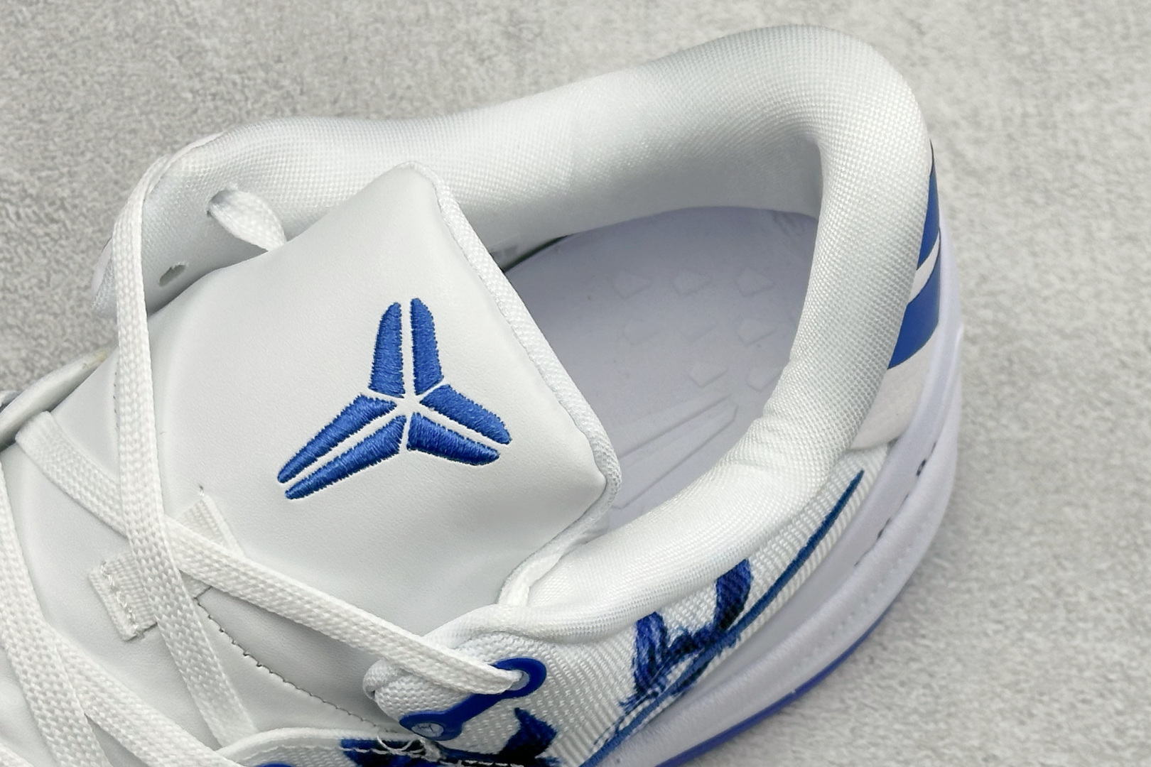 Nike Kobe 8 Protro 马年限定萌马涂鸦曼巴战靴 HF2793-013-Top High Quatity Cheap Sneakers Fashion Clothing Clothes Bags handbags Shoes of all Brand wholesale With The best Quality And Beautiful Price from China Factory Chinese suppliers wholesaler seller Nike Kobe 8 Protro 马年限定萌马涂鸦曼巴战靴 HF2793-013
