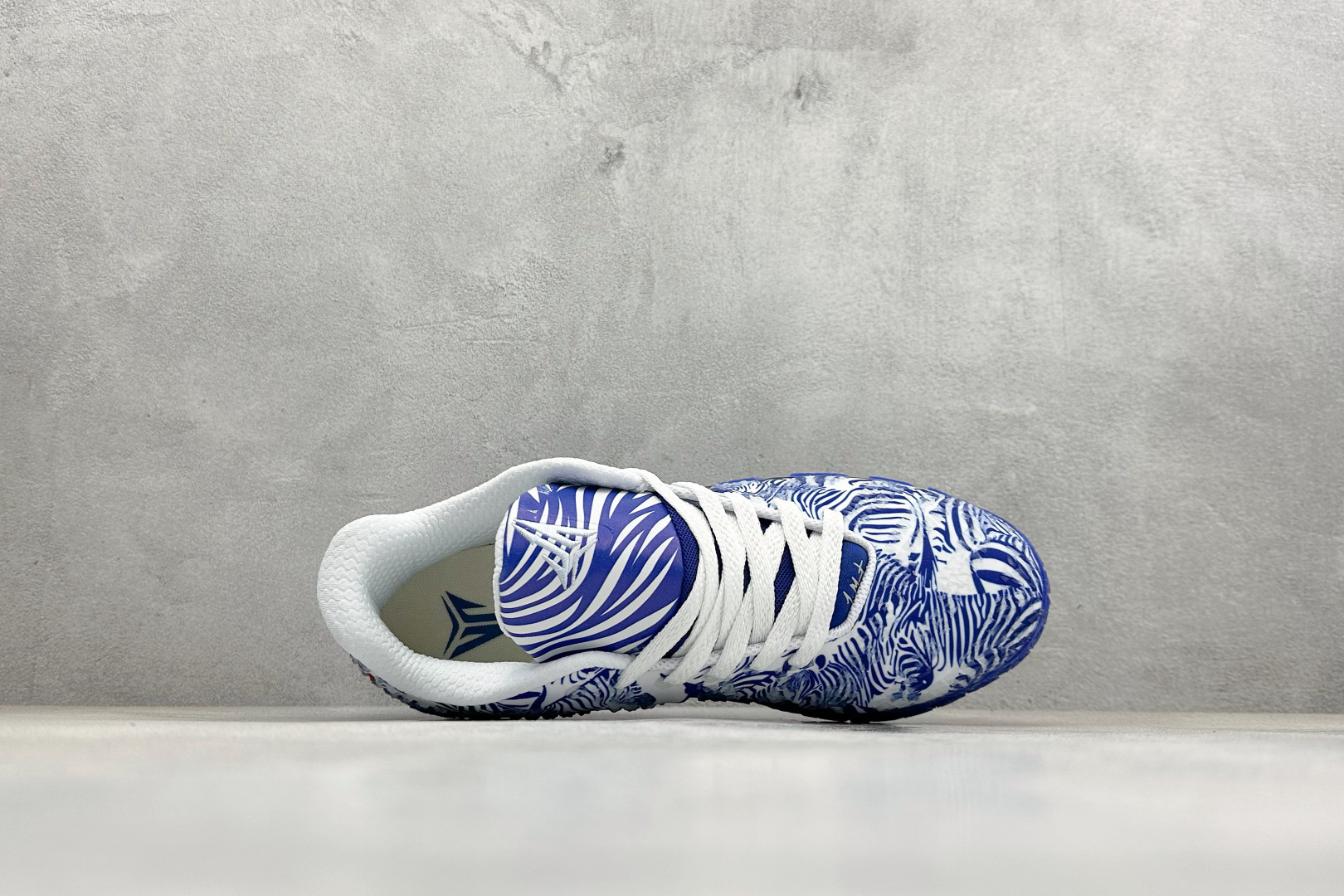 蓝纹暴袭 JA 3 XMAS PE EP 莫兰特3代 实战篮球鞋 HF2794-005-Top High Quatity Cheap Sneakers Fashion Clothing Clothes Bags handbags Shoes of all Brand wholesale With The best Quality And Beautiful Price from China Factory Chinese suppliers wholesaler seller 蓝纹暴袭 JA 3 XMAS PE EP 莫兰特3代 实战篮球鞋 HF2794-005