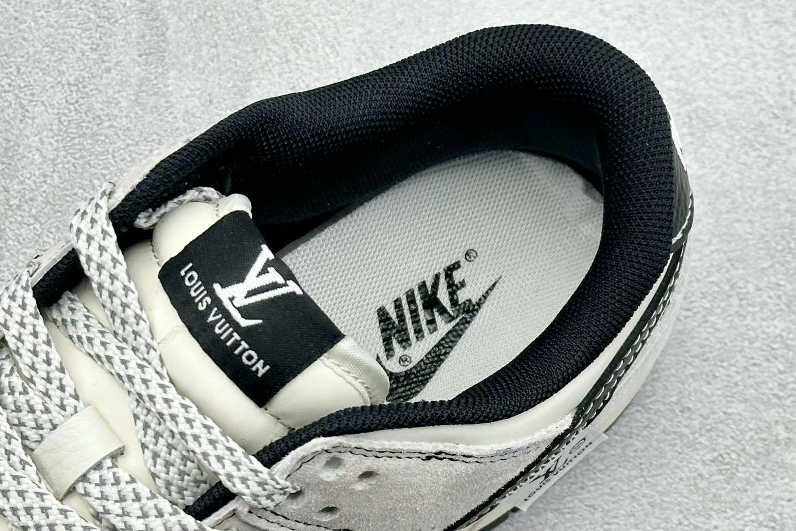 Nike Dunk Low x Louis Vuitton 联名定制款 YX5066-390-Top High Quatity Cheap Sneakers Fashion Clothing Clothes Bags handbags Shoes of all Brand wholesale With The best Quality And Beautiful Price from China Factory Chinese suppliers wholesaler seller Nike Dunk Low x Louis Vuitton 联名定制款 YX5066-390