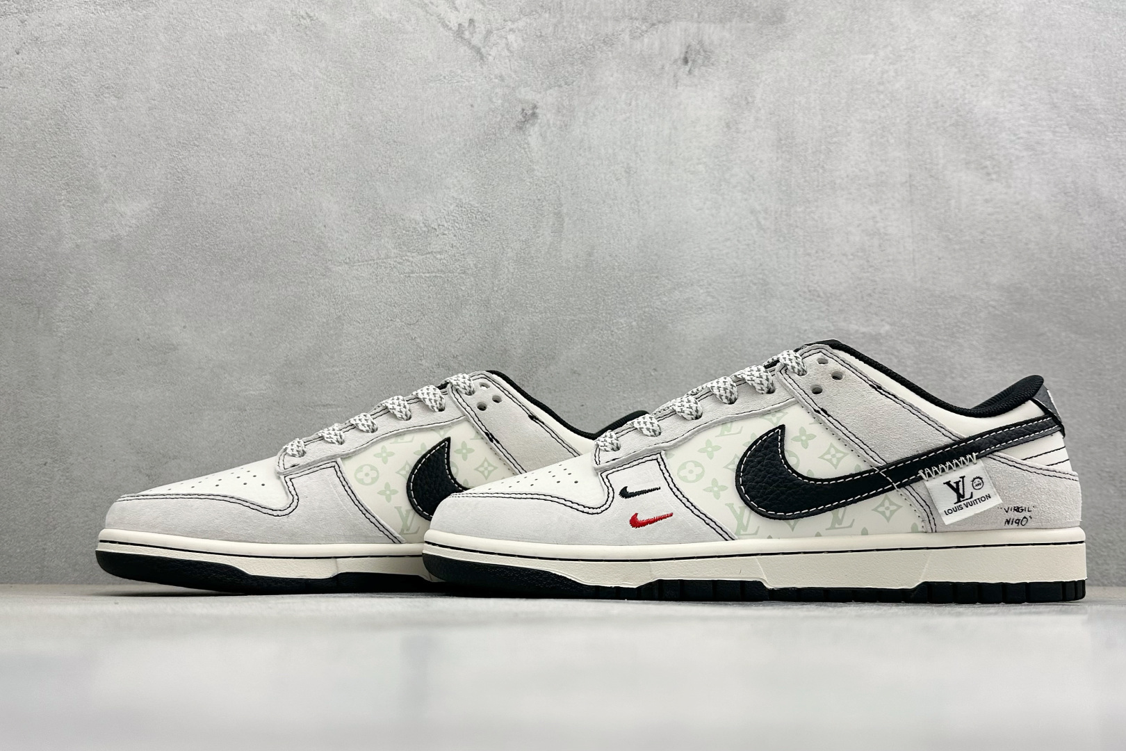 Nike Dunk Low x Louis Vuitton 联名定制款 YX5066-390-Top High Quatity Cheap Sneakers Fashion Clothing Clothes Bags handbags Shoes of all Brand wholesale With The best Quality And Beautiful Price from China Factory Chinese suppliers wholesaler seller Nike Dunk Low x Louis Vuitton 联名定制款 YX5066-390