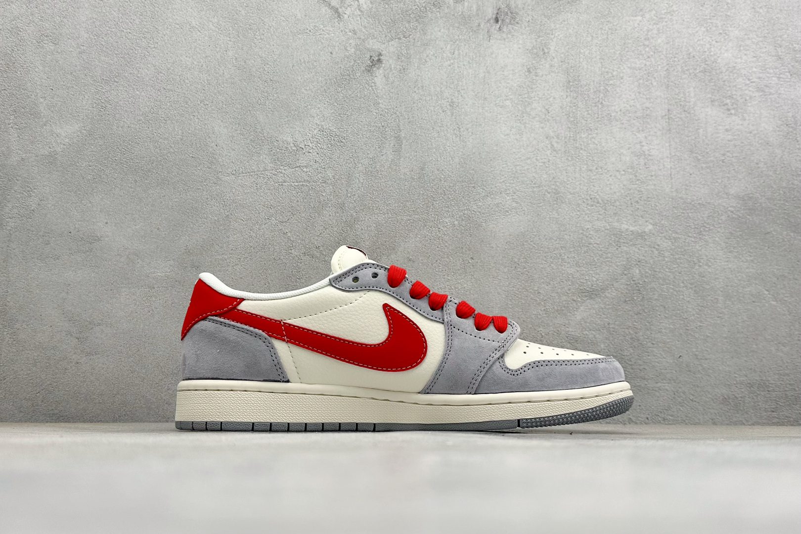 Air Jordan 1 Low AJ1 乔1 2026 马年限定 高端定制 低帮复古篮球鞋 LX1988-804-Top High Quatity Cheap Sneakers Fashion Clothing Clothes Bags handbags Shoes of all Brand wholesale With The best Quality And Beautiful Price from China Factory Chinese suppliers wholesaler seller Air Jordan 1 Low AJ1 乔1 2026 马年限定 高端定制 低帮复古篮球鞋 LX1988-804
