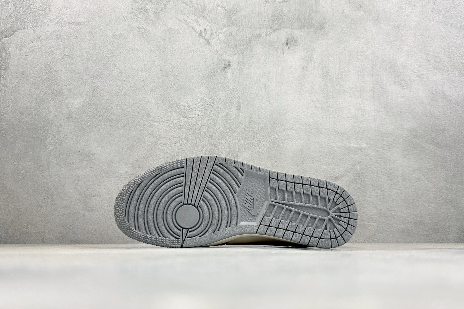 Air Jordan 1 Low AJ1 乔1 2026 马年限定 高端定制 低帮复古篮球鞋 LX1988-804-Top High Quatity Cheap Sneakers Fashion Clothing Clothes Bags handbags Shoes of all Brand wholesale With The best Quality And Beautiful Price from China Factory Chinese suppliers wholesaler seller Air Jordan 1 Low AJ1 乔1 2026 马年限定 高端定制 低帮复古篮球鞋 LX1988-804