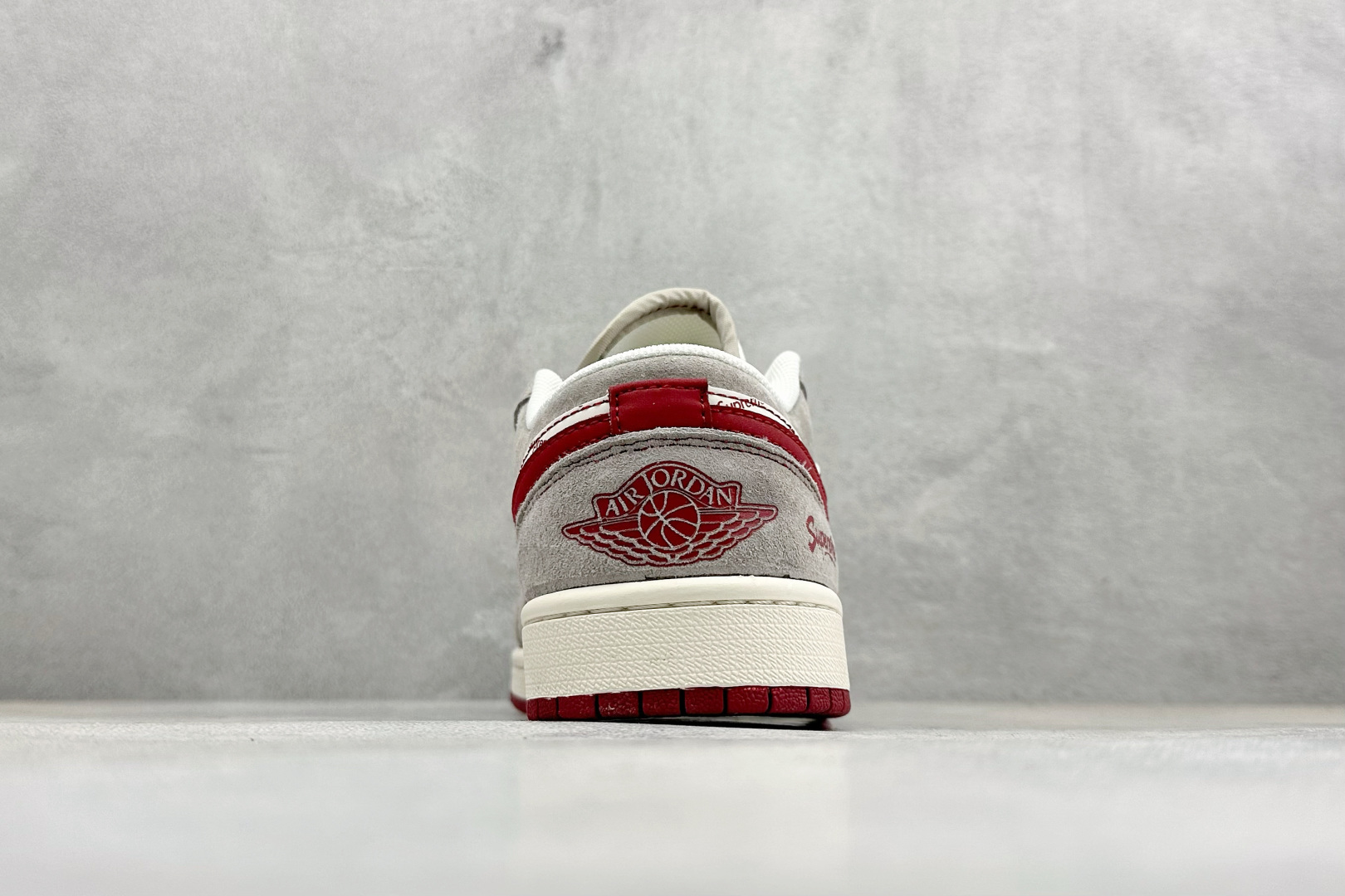 Air Jordan 1 Low AJ1 乔1 2026 马年限定 高端定制 低帮复古篮球鞋 JP2026-129-Top High Quatity Cheap Sneakers Fashion Clothing Clothes Bags handbags Shoes of all Brand wholesale With The best Quality And Beautiful Price from China Factory Chinese suppliers wholesaler seller Air Jordan 1 Low AJ1 乔1 2026 马年限定 高端定制 低帮复古篮球鞋 JP2026-129
