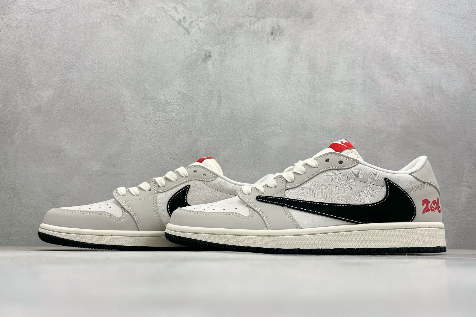 Air Jordan 1 Low AJ1 乔1 2026 马年限定 高端定制 低帮倒钩复古篮球鞋 JJ2508-107-Top High Quatity Cheap Sneakers Fashion Clothing Clothes Bags handbags Shoes of all Brand wholesale With The best Quality And Beautiful Price from China Factory Chinese suppliers wholesaler seller Air Jordan 1 Low AJ1 乔1 2026 马年限定 高端定制 低帮倒钩复古篮球鞋 JJ2508-107