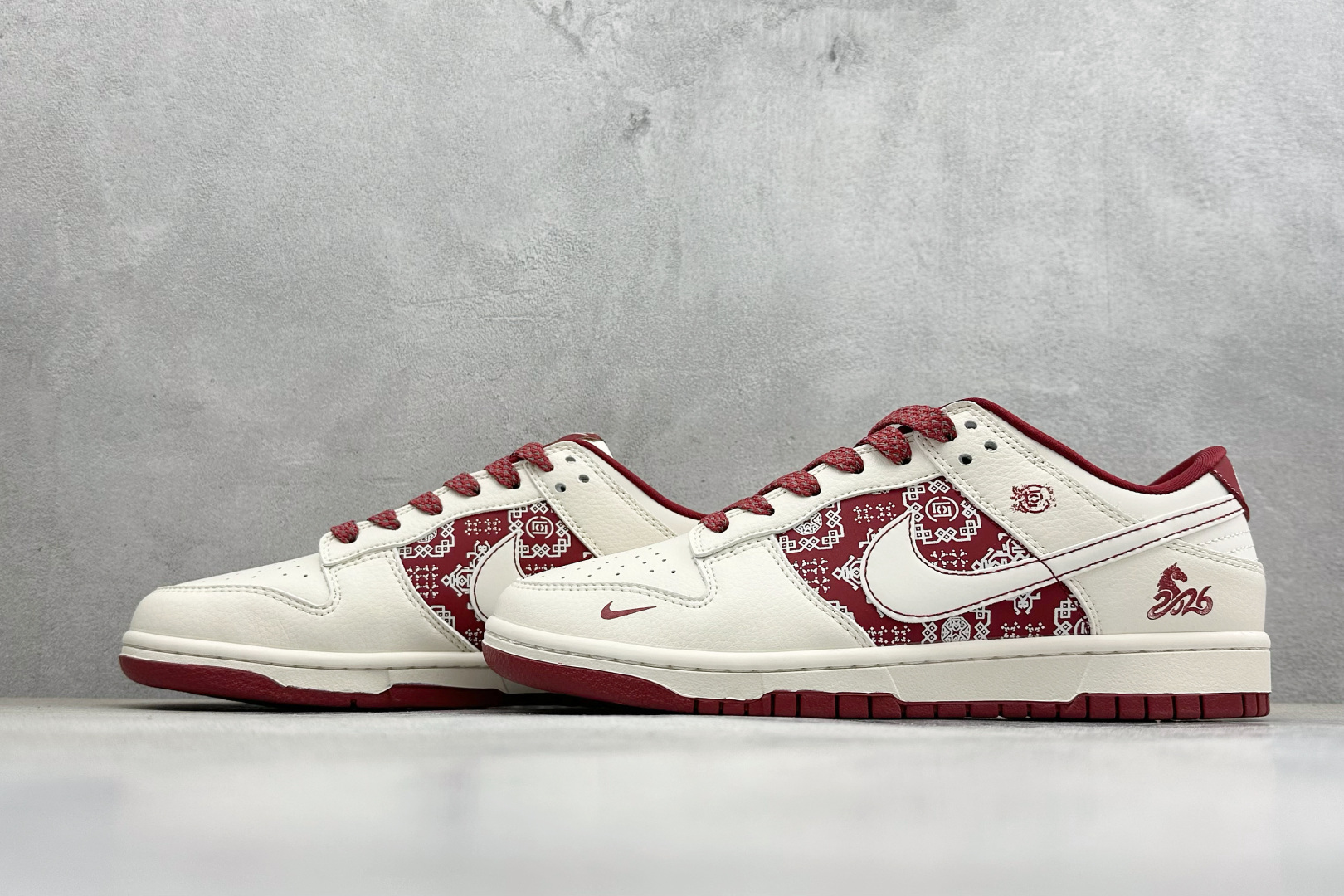 Nike Dunk Low Retro 马年限定 周年高端定制 低帮休闲板鞋 XT6998-125-Top High Quatity Cheap Sneakers Fashion Clothing Clothes Bags handbags Shoes of all Brand wholesale With The best Quality And Beautiful Price from China Factory Chinese suppliers wholesaler seller Nike Dunk Low Retro 马年限定 周年高端定制 低帮休闲板鞋 XT6998-125