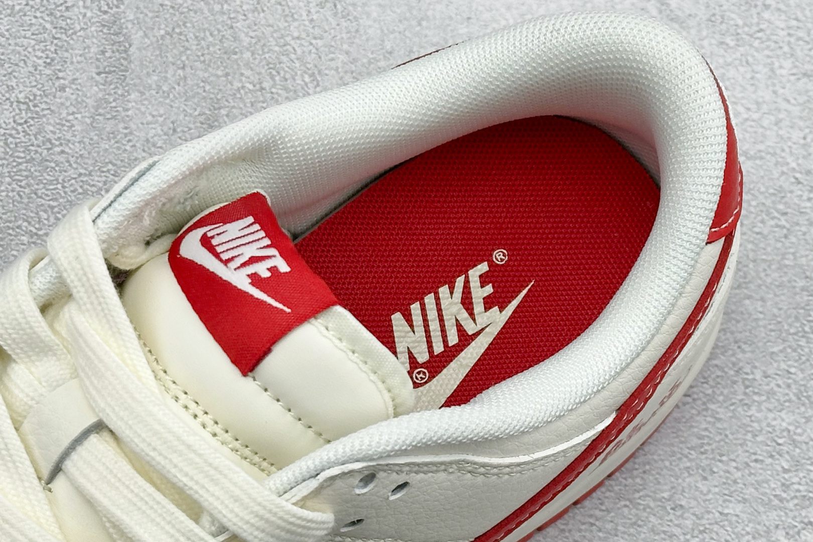 Nike Dunk Low Retro 马年限定 周年高端定制 低帮休闲板鞋 QW5288-100-Top High Quatity Cheap Sneakers Fashion Clothing Clothes Bags handbags Shoes of all Brand wholesale With The best Quality And Beautiful Price from China Factory Chinese suppliers wholesaler seller Nike Dunk Low Retro 马年限定 周年高端定制 低帮休闲板鞋 QW5288-100