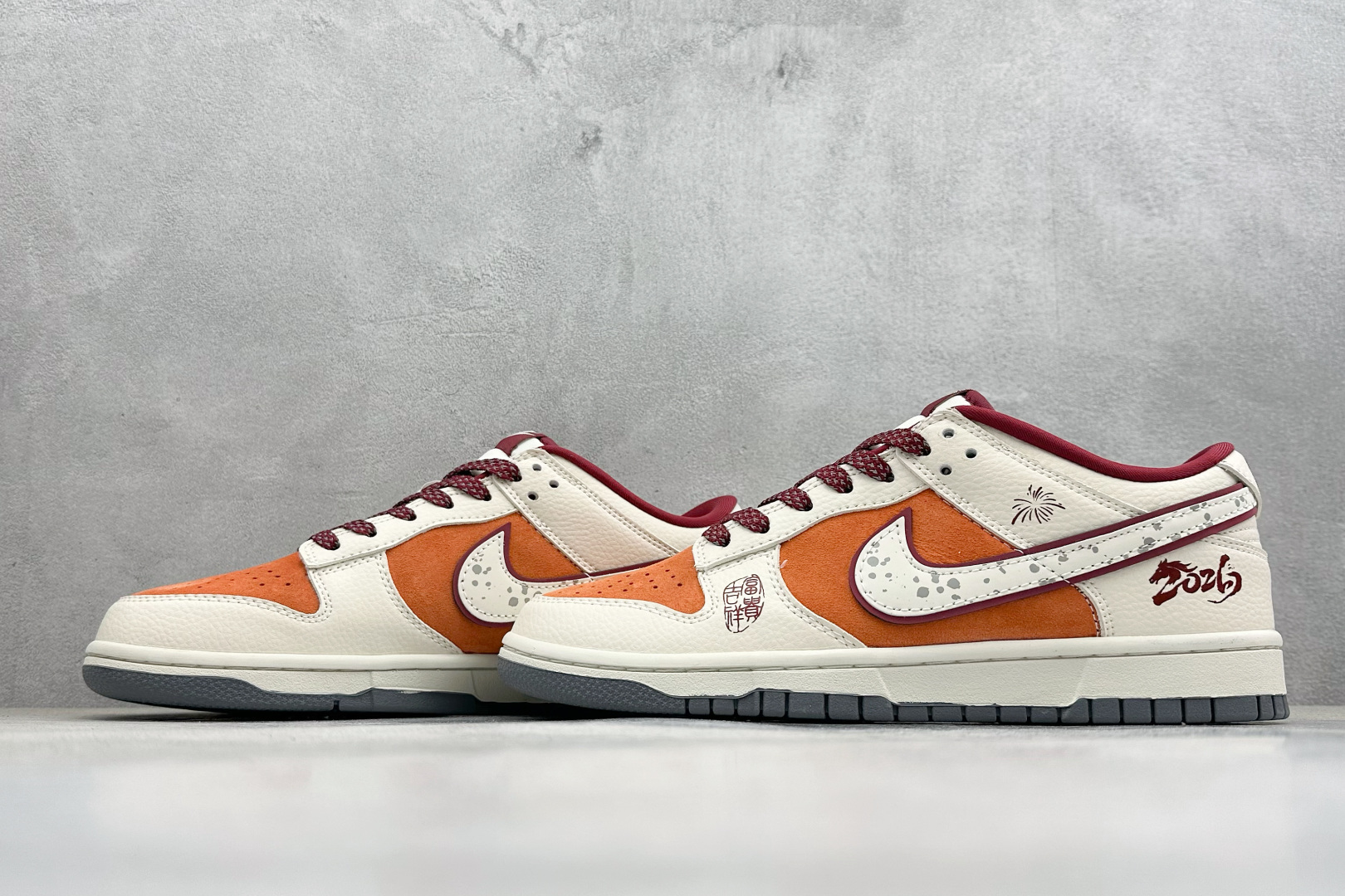 Nike Dunk Low Retro 马年限定2026 周年高端定制 低帮休闲板鞋 MN1688-116