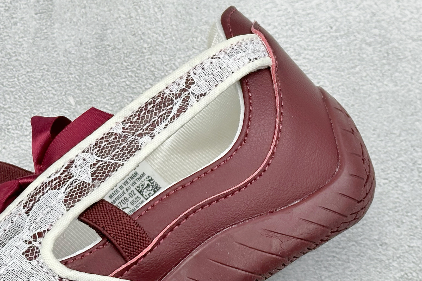 XS版 PuMa Speedcat 舒适百搭低帮 玛丽珍芭蕾鞋 408709-02-Top High Quatity Cheap Sneakers Fashion Clothing Clothes Bags handbags Shoes of all Brand wholesale With The best Quality And Beautiful Price from China Factory Chinese suppliers wholesaler seller XS版 PuMa Speedcat 舒适百搭低帮 玛丽珍芭蕾鞋 408709-02