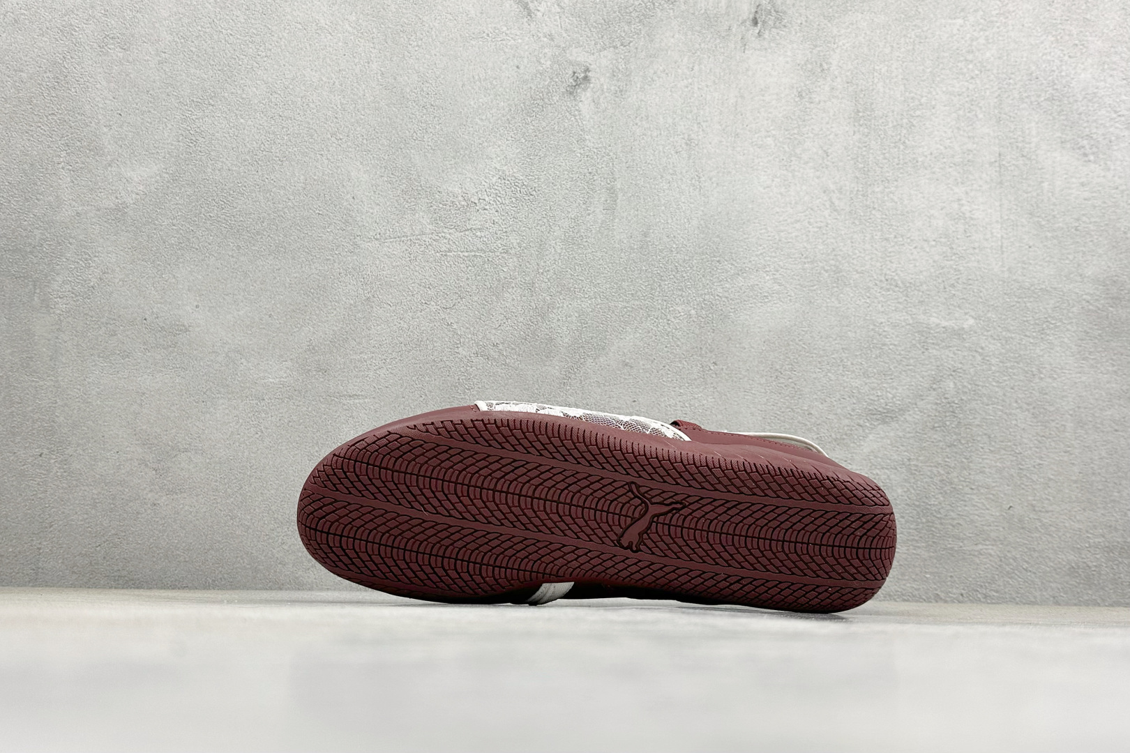 XS版 PuMa Speedcat 舒适百搭低帮 玛丽珍芭蕾鞋 408709-02-Top High Quatity Cheap Sneakers Fashion Clothing Clothes Bags handbags Shoes of all Brand wholesale With The best Quality And Beautiful Price from China Factory Chinese suppliers wholesaler seller XS版 PuMa Speedcat 舒适百搭低帮 玛丽珍芭蕾鞋 408709-02
