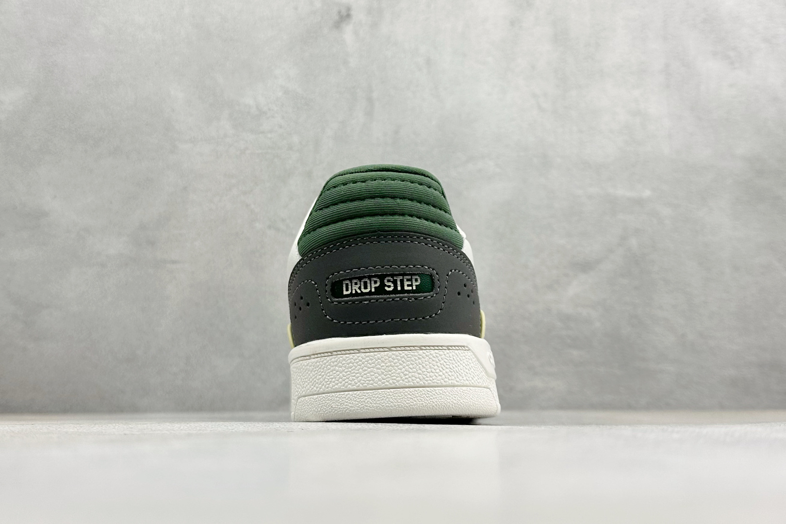 Adidas DROP STEP LOW 2.0 低帮百搭潮流休闲运动板鞋 JP5885