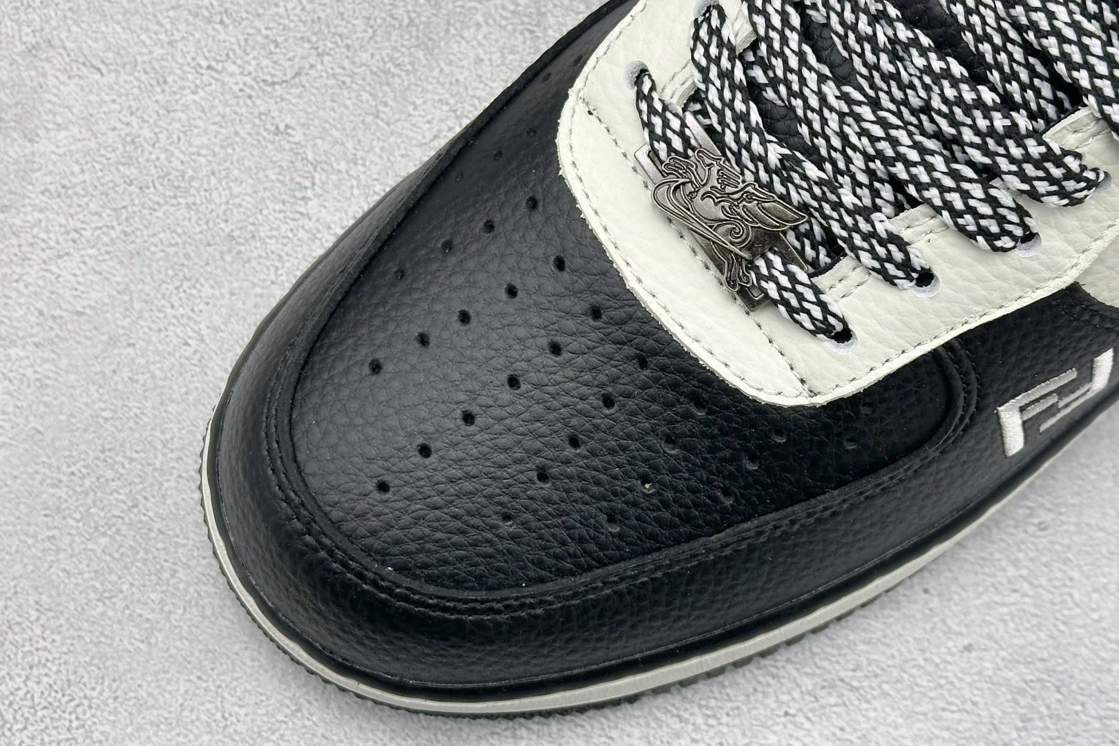 SC版Nike Air Force 1'07 Low 芬迪联名 空军一号低帮休闲板鞋 XY9025-018-Top High Quatity Cheap Sneakers Fashion Clothing Clothes Bags handbags Shoes of all Brand wholesale With The best Quality And Beautiful Price from China Factory Chinese suppliers wholesaler seller SC版Nike Air Force 1'07 Low 芬迪联名 空军一号低帮休闲板鞋 XY9025-018