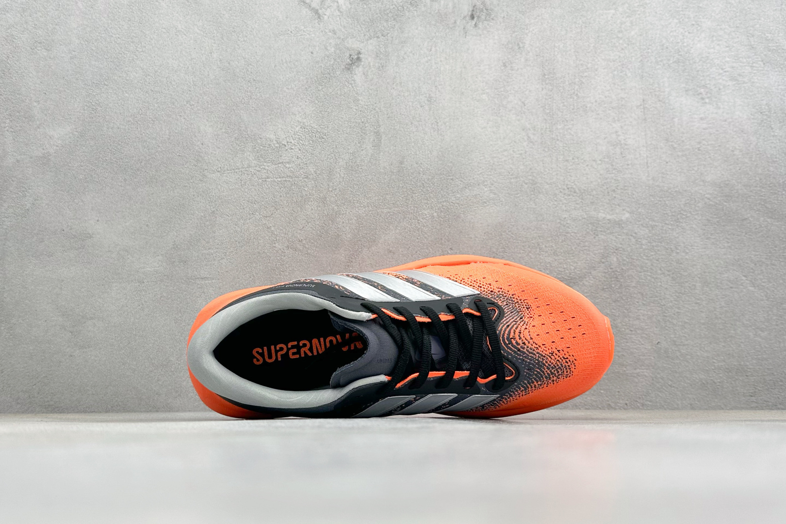 Adidas Supernova Solutione 3 M 阿迪透气缓震跑步鞋 KK1206 Adidas Supernova Solutione 3 M 阿迪透气缓震跑步鞋 KK1206