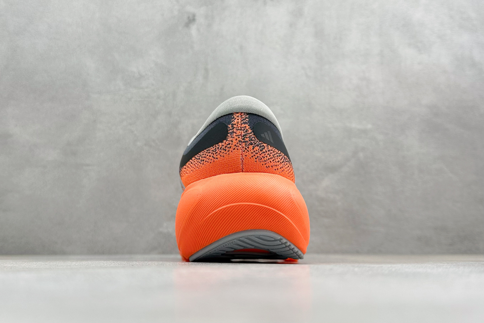 Adidas Supernova Solutione 3 M 阿迪透气缓震跑步鞋 KK1206 Adidas Supernova Solutione 3 M 阿迪透气缓震跑步鞋 KK1206