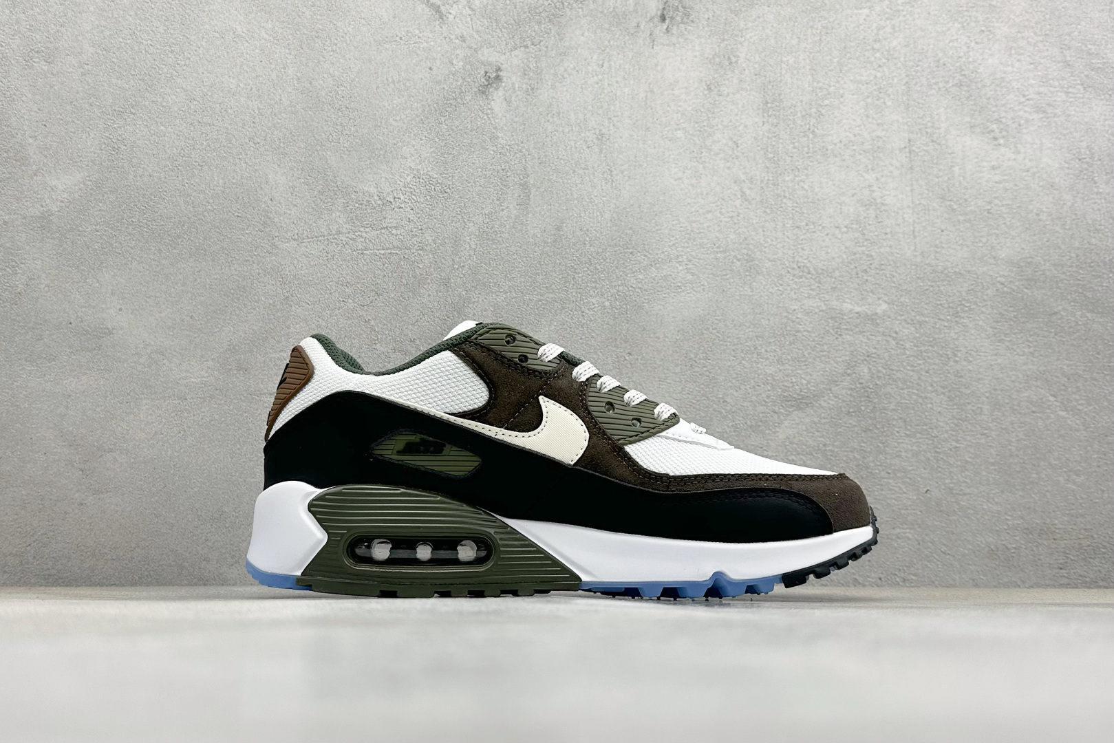 NK Air MAX 90 气垫复古减震跑步鞋 II7592-100