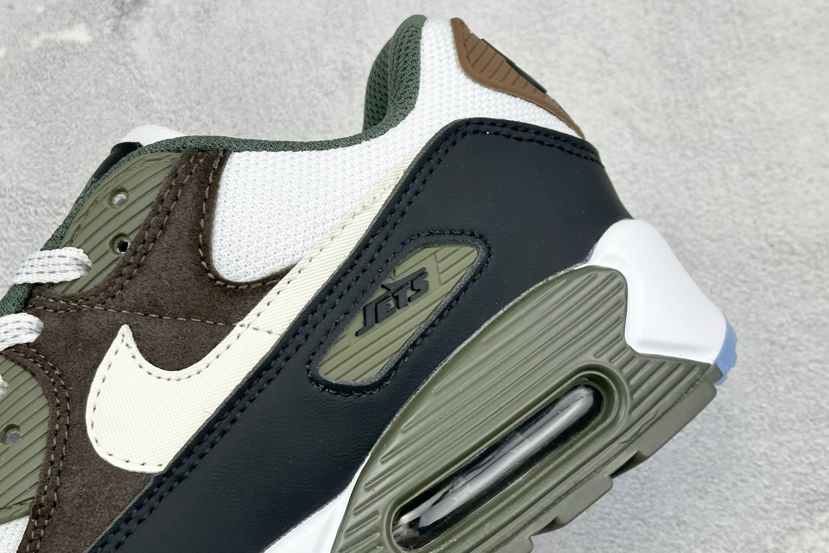 NK Air MAX 90 气垫复古减震跑步鞋 II7592-100