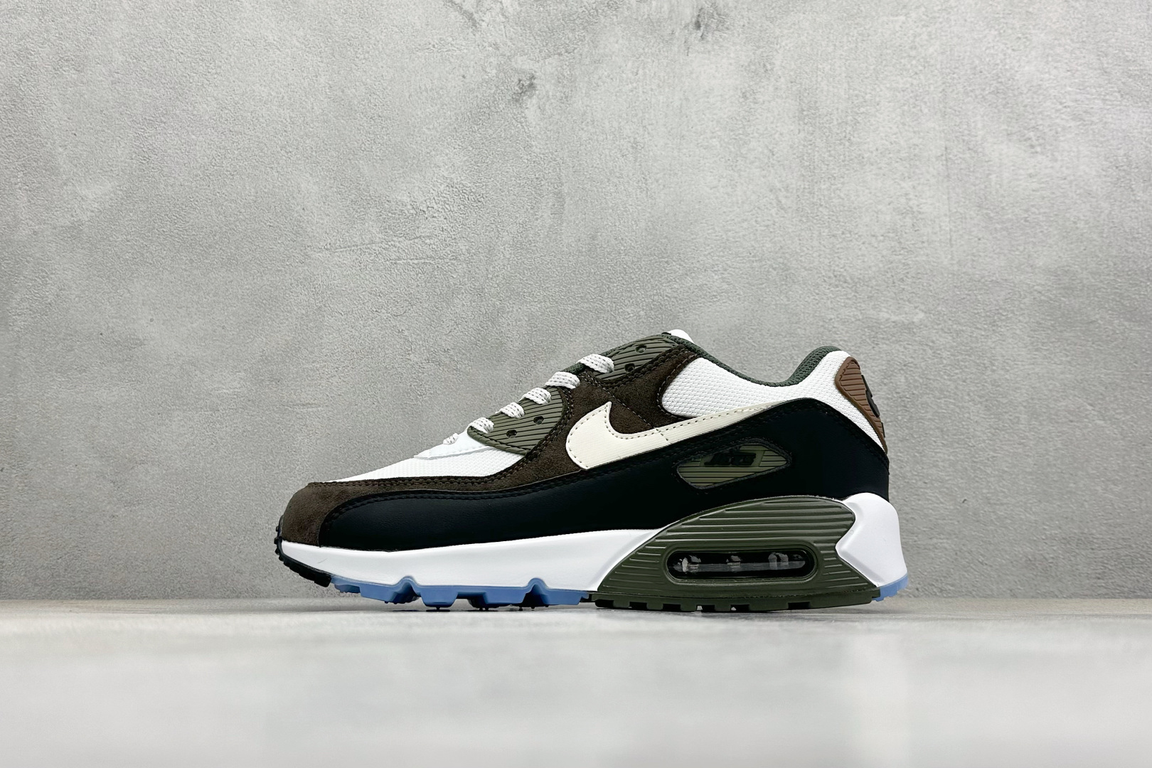 NK Air MAX 90 气垫复古减震跑步鞋 II7592-100