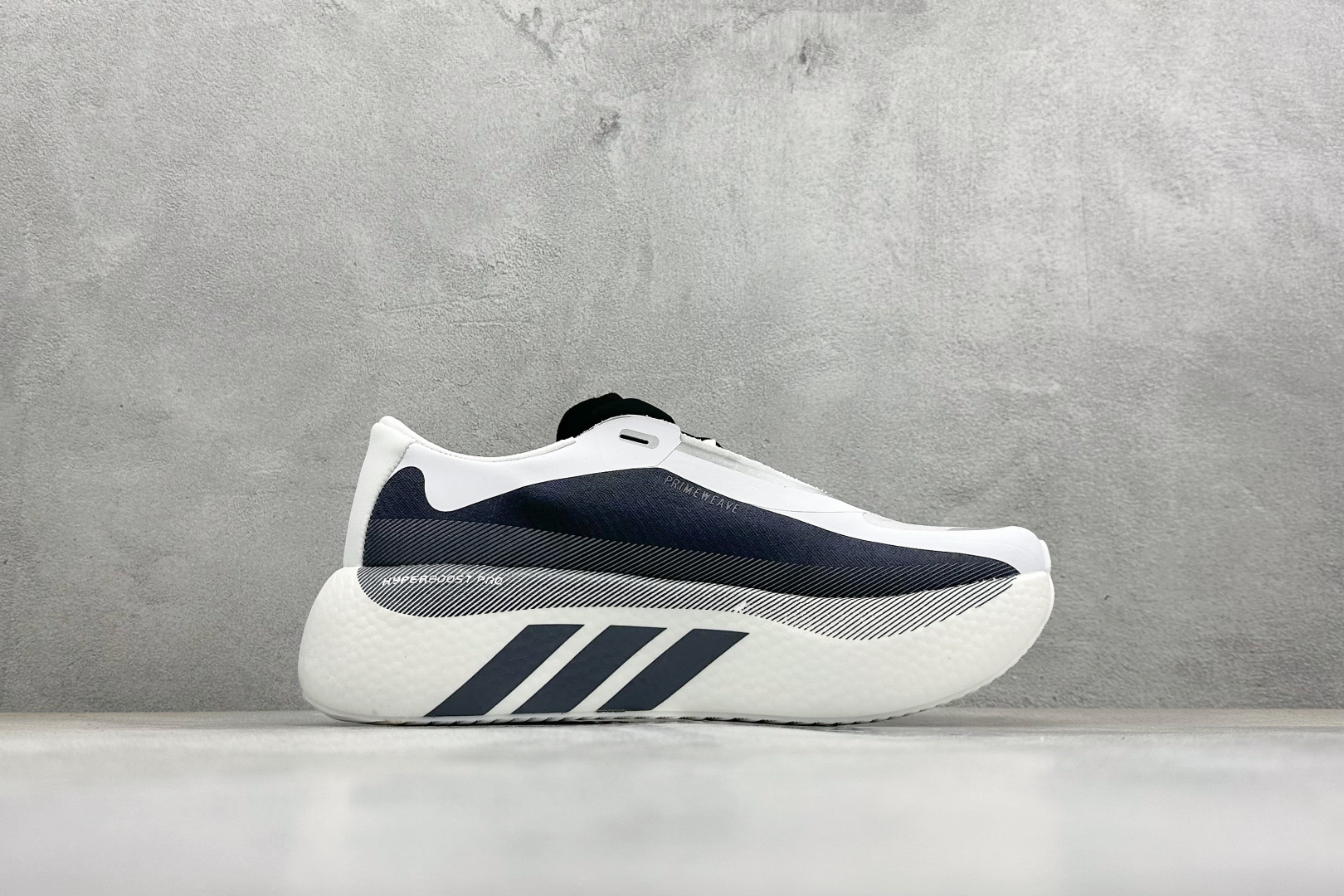 AD Hyper Boost Edge M 轻量竞速运动跑鞋 CELERMESH针织网面非常轻薄 KJ0751 AD Hyper Boost Edge M 轻量竞速运动跑鞋 CELERMESH针织网面非常轻薄 KJ0751