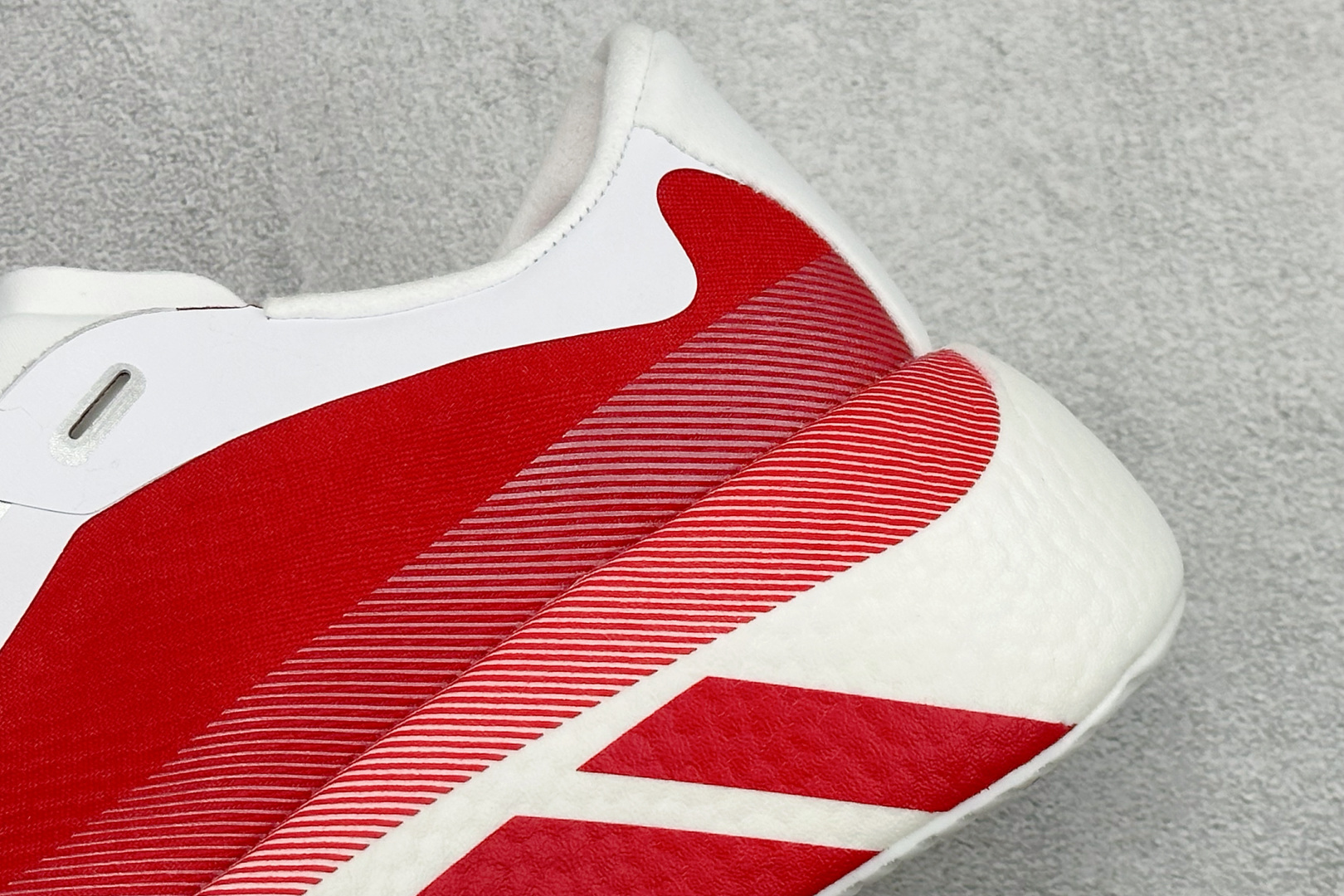200 AD Hyper Boost Edge M 轻量竞速运动跑鞋 CELERMESH针织网面非常轻薄 KI1913-Chinese UA Cheap High Quatity Brand Clothes Bags handbags Sneakers wholesale wholesaler seller from China Factory suppliers Fashion Clothing Shoes best Quality Beautiful Price 200 AD Hyper Boost Edge M 轻量竞速运动跑鞋 CELERMESH针织网面非常轻薄 KI1913