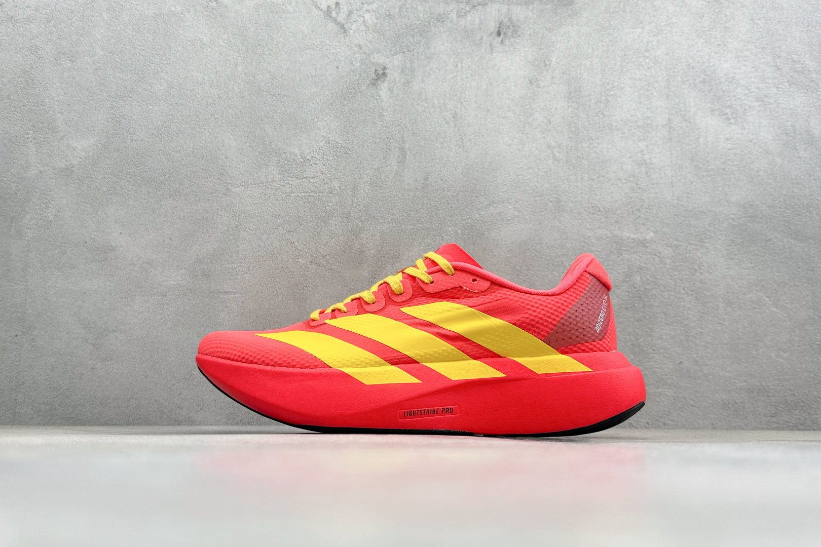 Adidas Adizero Evo SL 2 阿迪超轻透气缓震跑鞋 JQ4442