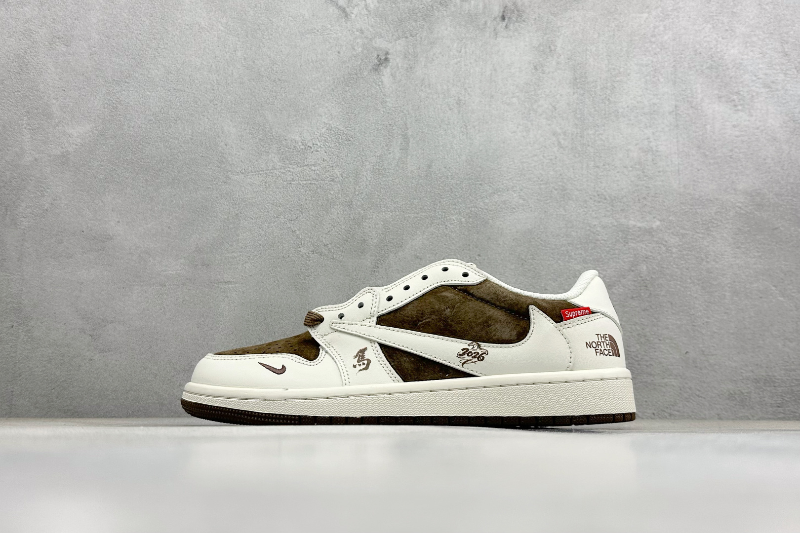 Air Jordan 1 Low AJ1 乔1 北面倒钩 高端定制 低帮复古篮球鞋 DM7866-129 Air Jordan 1 Low AJ1 乔1 北面倒钩 高端定制 低帮复古篮球鞋 DM7866-129