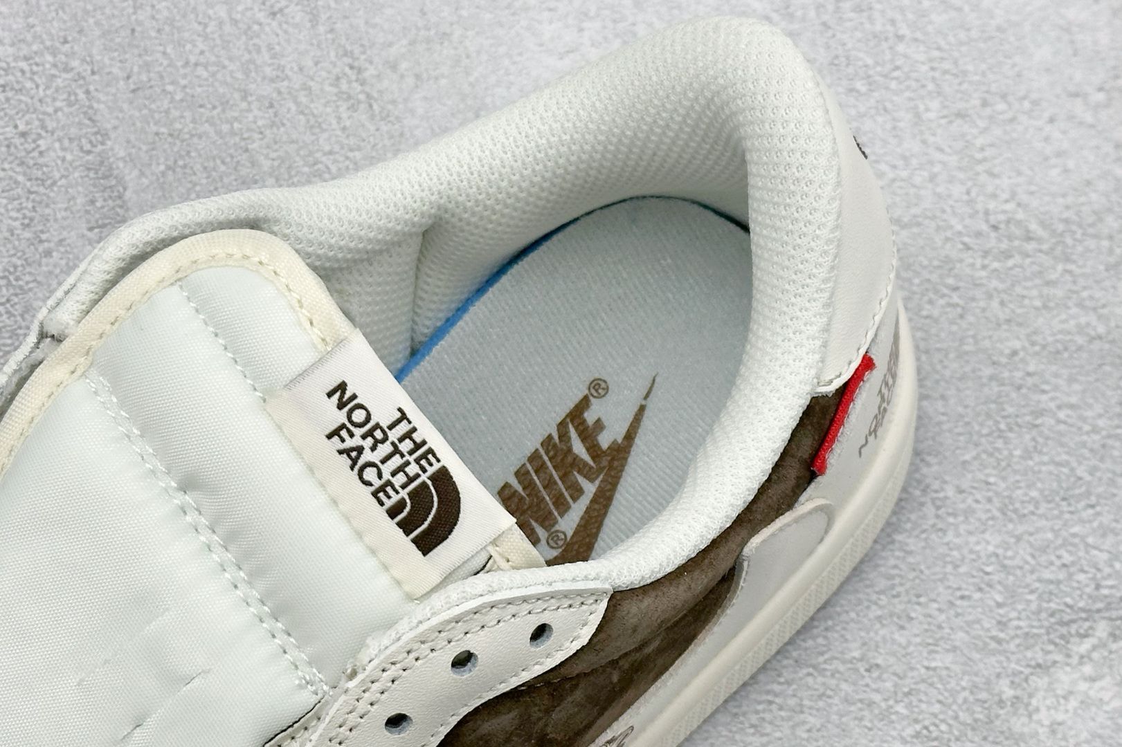 Air Jordan 1 Low AJ1 乔1 北面倒钩 高端定制 低帮复古篮球鞋 DM7866-129 Air Jordan 1 Low AJ1 乔1 北面倒钩 高端定制 低帮复古篮球鞋 DM7866-129