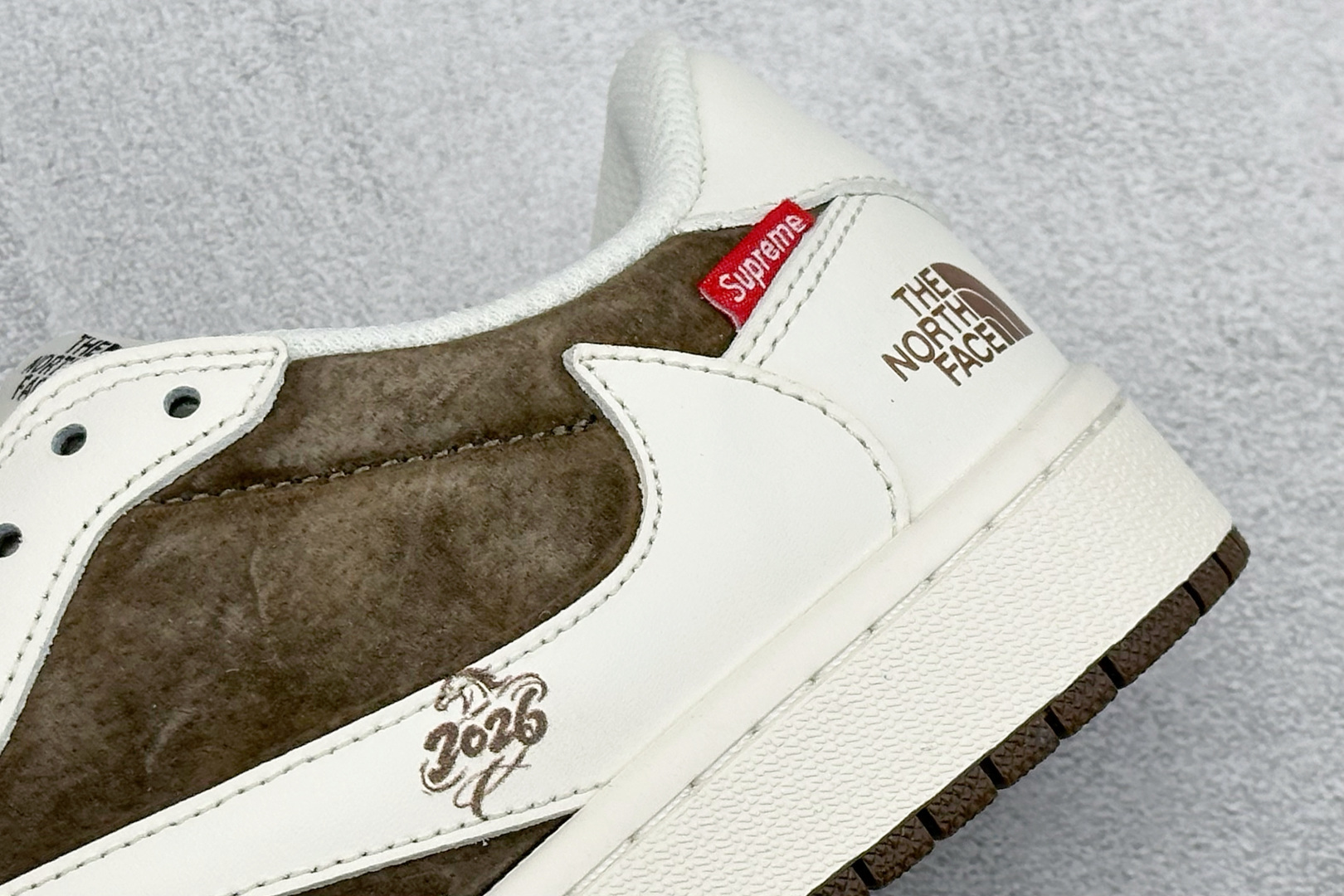 Air Jordan 1 Low AJ1 乔1 北面倒钩 高端定制 低帮复古篮球鞋 DM7866-129 Air Jordan 1 Low AJ1 乔1 北面倒钩 高端定制 低帮复古篮球鞋 DM7866-129