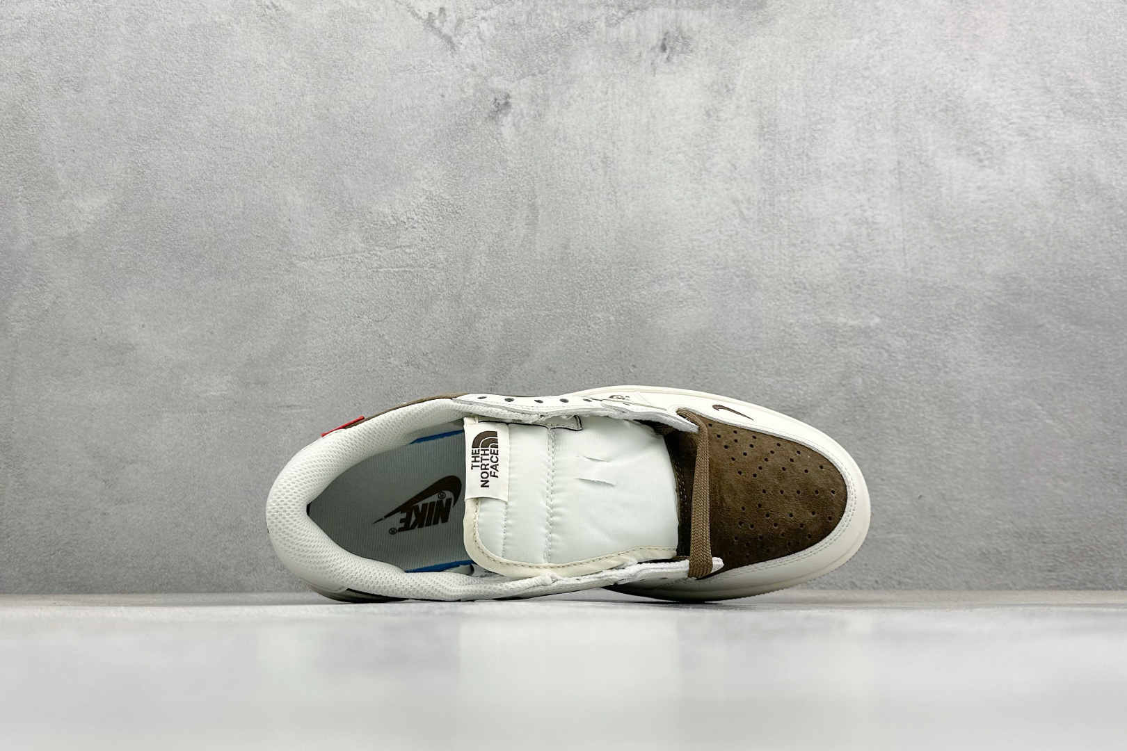 Air Jordan 1 Low AJ1 乔1 北面倒钩 高端定制 低帮复古篮球鞋 DM7866-129 Air Jordan 1 Low AJ1 乔1 北面倒钩 高端定制 低帮复古篮球鞋 DM7866-129