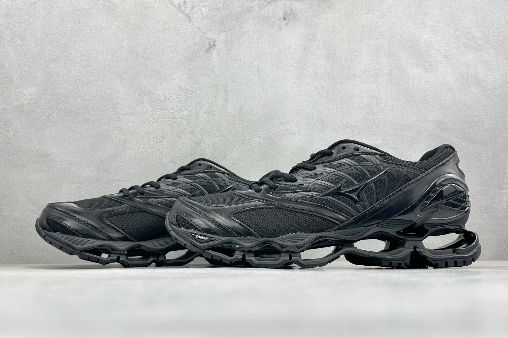 Mizuno 美津侬 WAVE PROPHECY LS 复古时尚休闲舒适运动跑步鞋 D1GA33 Mizuno 美津侬 WAVE PROPHECY LS 复古时尚休闲舒适运动跑步鞋 D1GA33