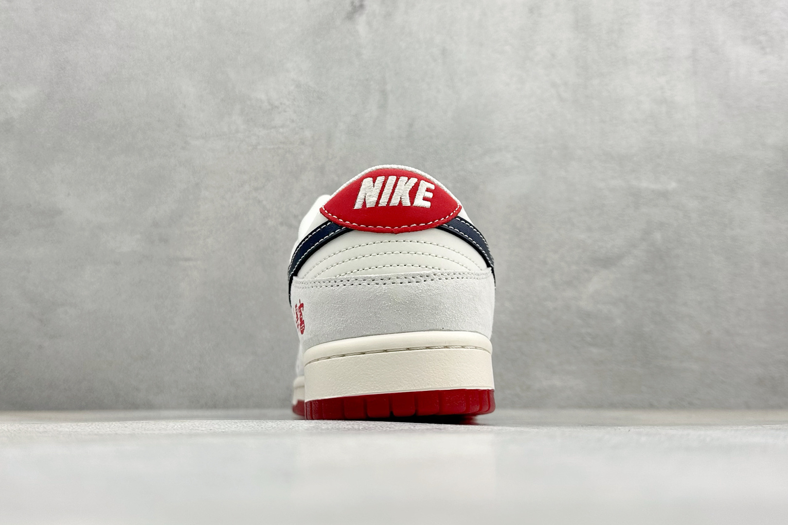 Nike Dunk Low Retro 马年限定 周年高端定制 低帮休闲板鞋 JY6988-132 Nike Dunk Low Retro 马年限定 周年高端定制 低帮休闲板鞋 JY6988-132