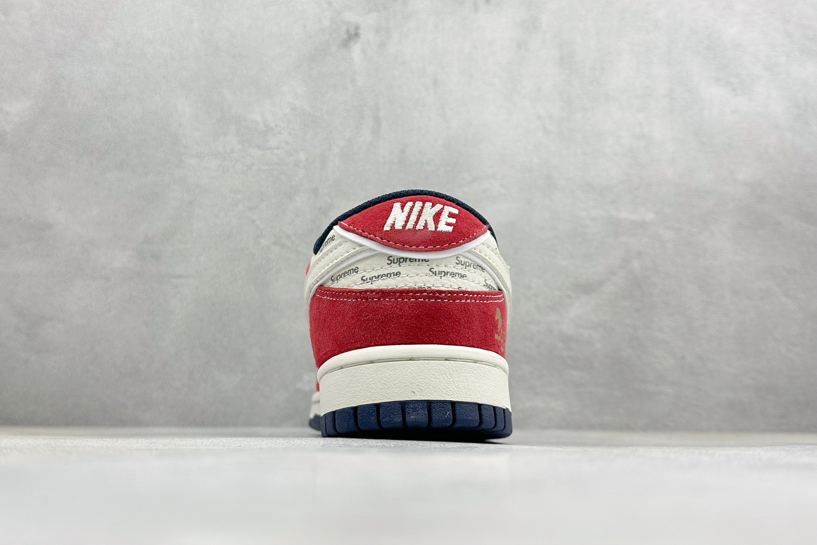 260 Nike Dunk Low Retro 2026马年限定 周年高端定制 低帮休闲板鞋 DN3168-026-Chinese UA Cheap High Quatity Brand Clothes Bags handbags Sneakers wholesale wholesaler seller from China Factory suppliers Fashion Clothing Shoes best Quality Beautiful Price 260 Nike Dunk Low Retro 2026马年限定 周年高端定制 低帮休闲板鞋 DN3168-026