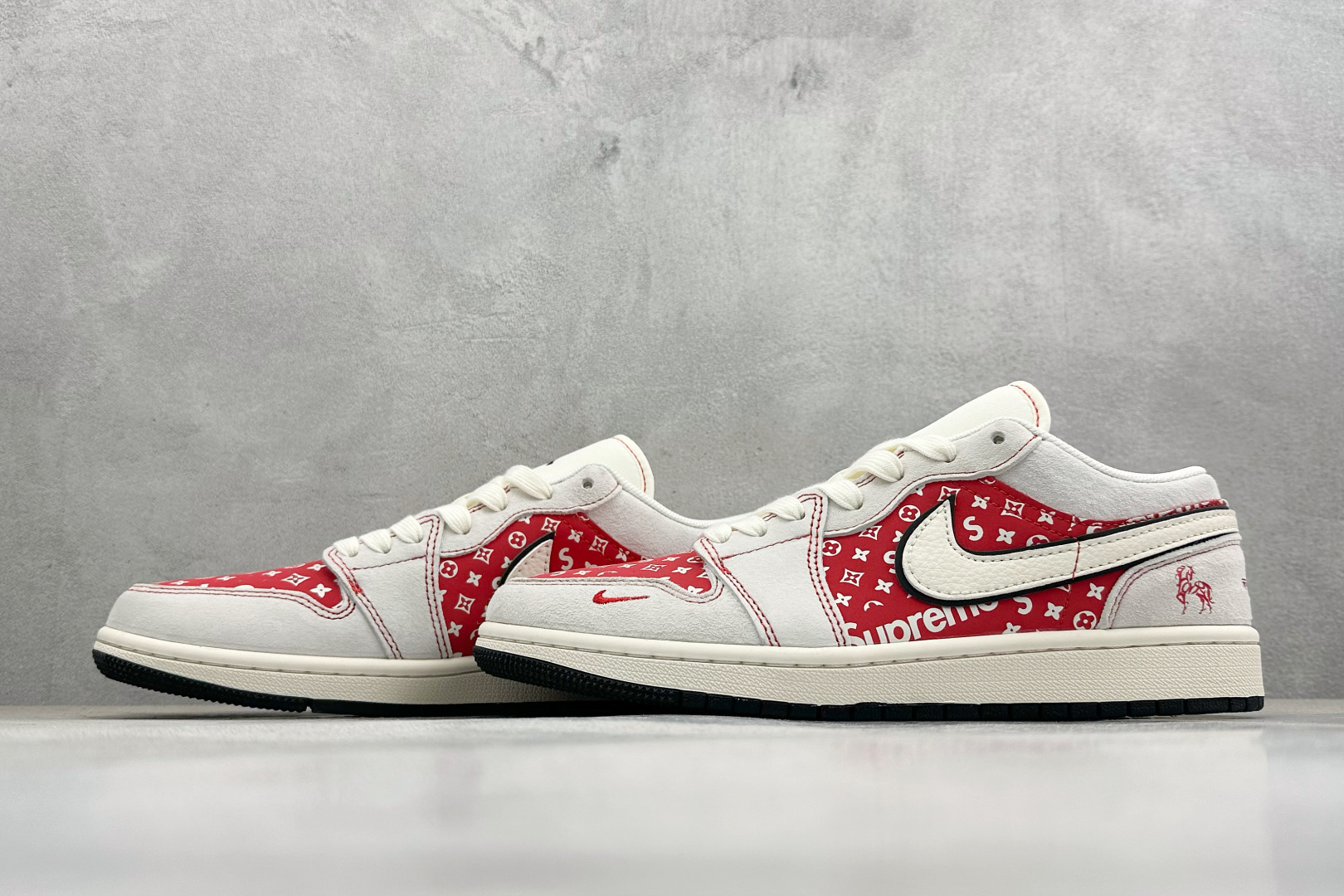 Air Jordan 1 Low AJ1 乔1 马年限定 高端定制 低帮复古篮球鞋 JP2026-123-Top High Quatity Cheap Sneakers Fashion Clothing Clothes Bags handbags Shoes of all Brand wholesale With The best Quality And Beautiful Price from China Factory Chinese suppliers wholesaler seller Air Jordan 1 Low AJ1 乔1 马年限定 高端定制 低帮复古篮球鞋 JP2026-123