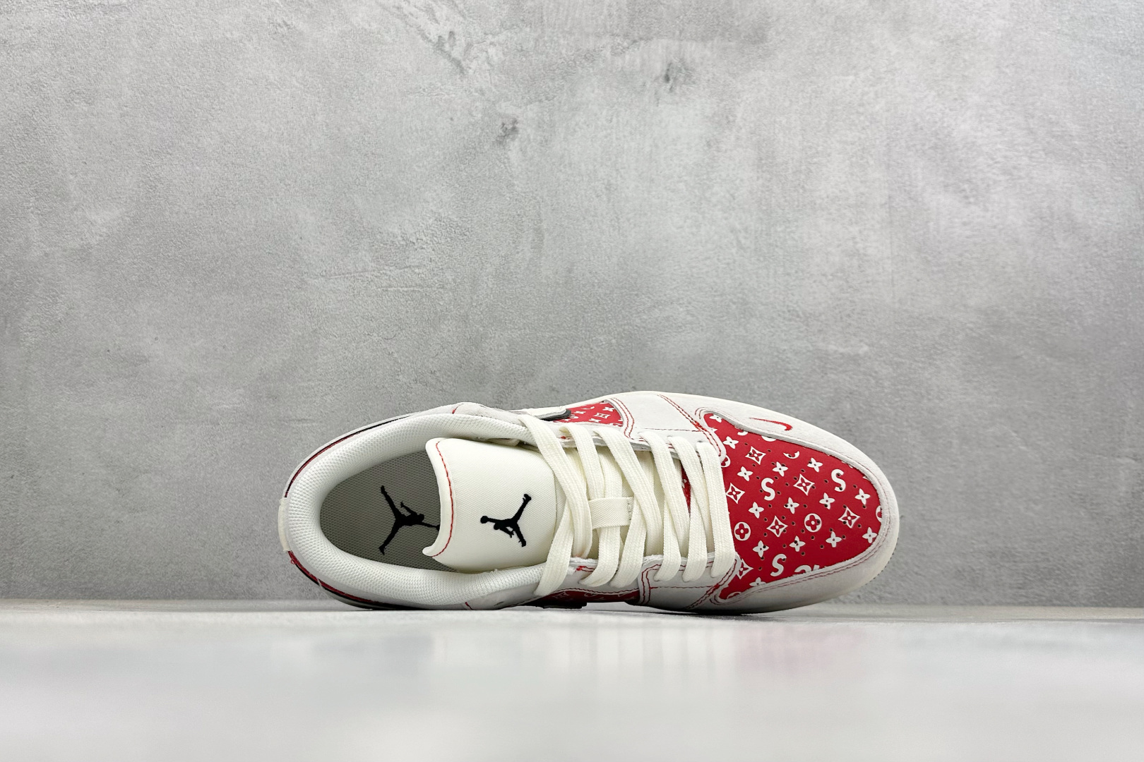 Air Jordan 1 Low AJ1 乔1 马年限定 高端定制 低帮复古篮球鞋 JP2026-123-Top High Quatity Cheap Sneakers Fashion Clothing Clothes Bags handbags Shoes of all Brand wholesale With The best Quality And Beautiful Price from China Factory Chinese suppliers wholesaler seller Air Jordan 1 Low AJ1 乔1 马年限定 高端定制 低帮复古篮球鞋 JP2026-123