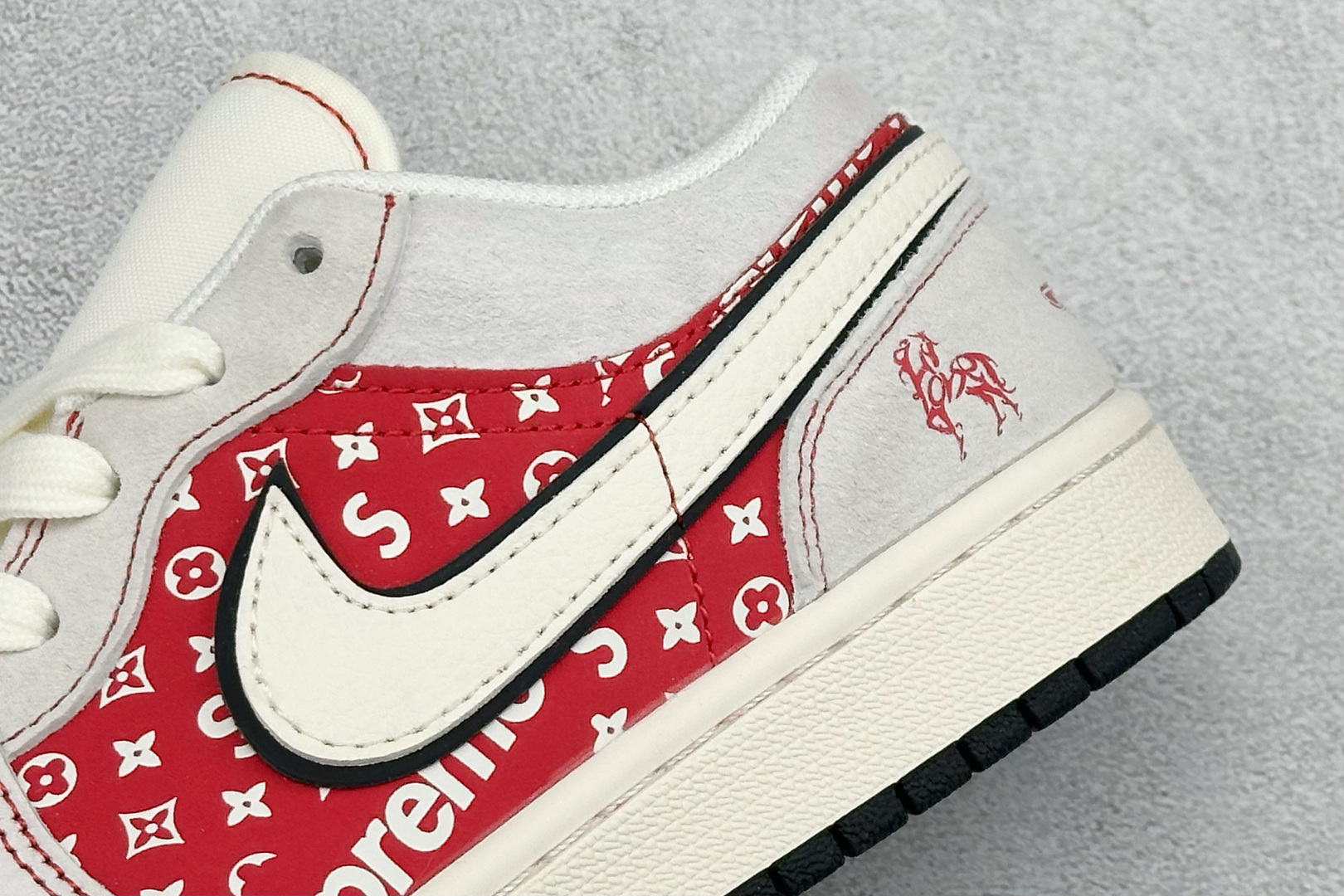 Air Jordan 1 Low AJ1 乔1 马年限定 高端定制 低帮复古篮球鞋 JP2026-123-Top High Quatity Cheap Sneakers Fashion Clothing Clothes Bags handbags Shoes of all Brand wholesale With The best Quality And Beautiful Price from China Factory Chinese suppliers wholesaler seller Air Jordan 1 Low AJ1 乔1 马年限定 高端定制 低帮复古篮球鞋 JP2026-123
