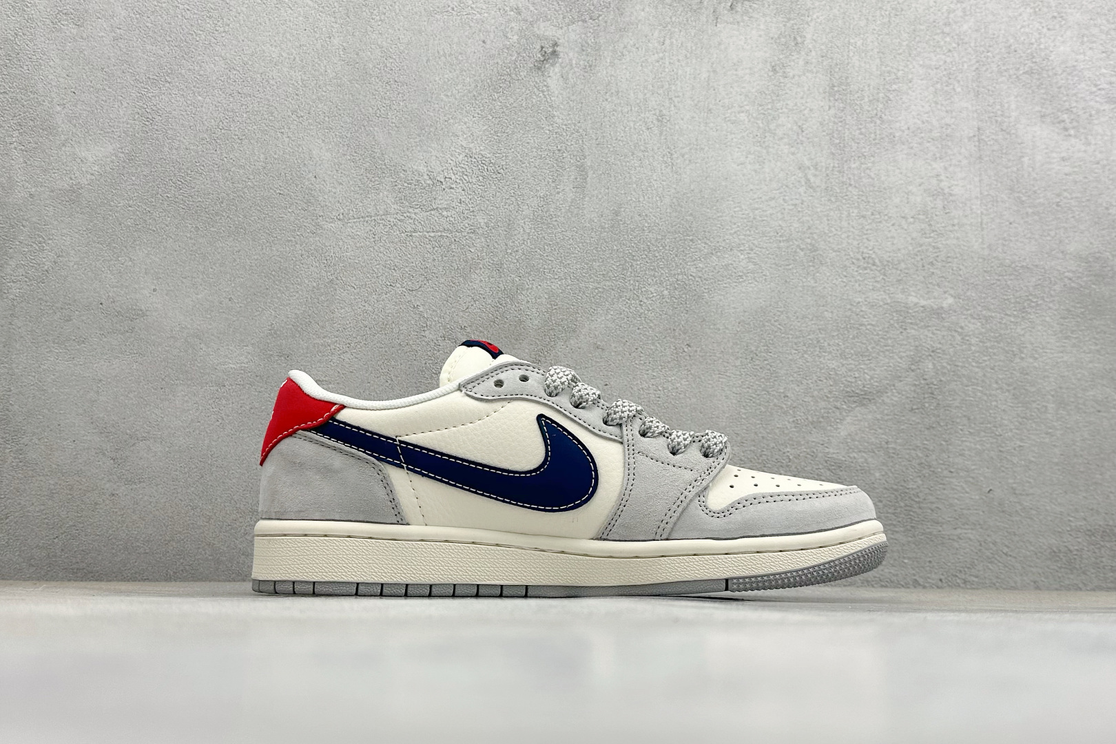Air Jordan 1 Low AJ1 乔1 2026 马年限定 高端定制 低帮倒钩复古篮球鞋 ZH2598-903