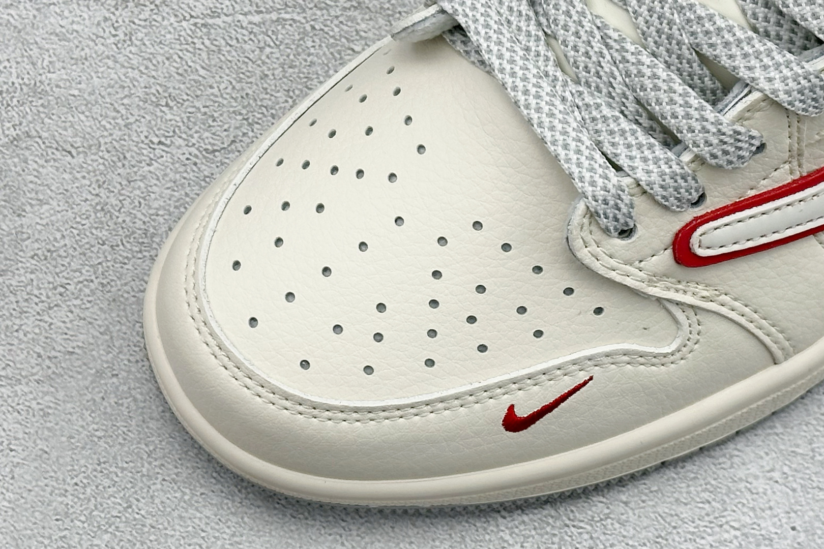 Air Jordan 1 Low AJ1 乔1 马年限定 高端定制 低帮倒钩复古篮球鞋 JY6988-126