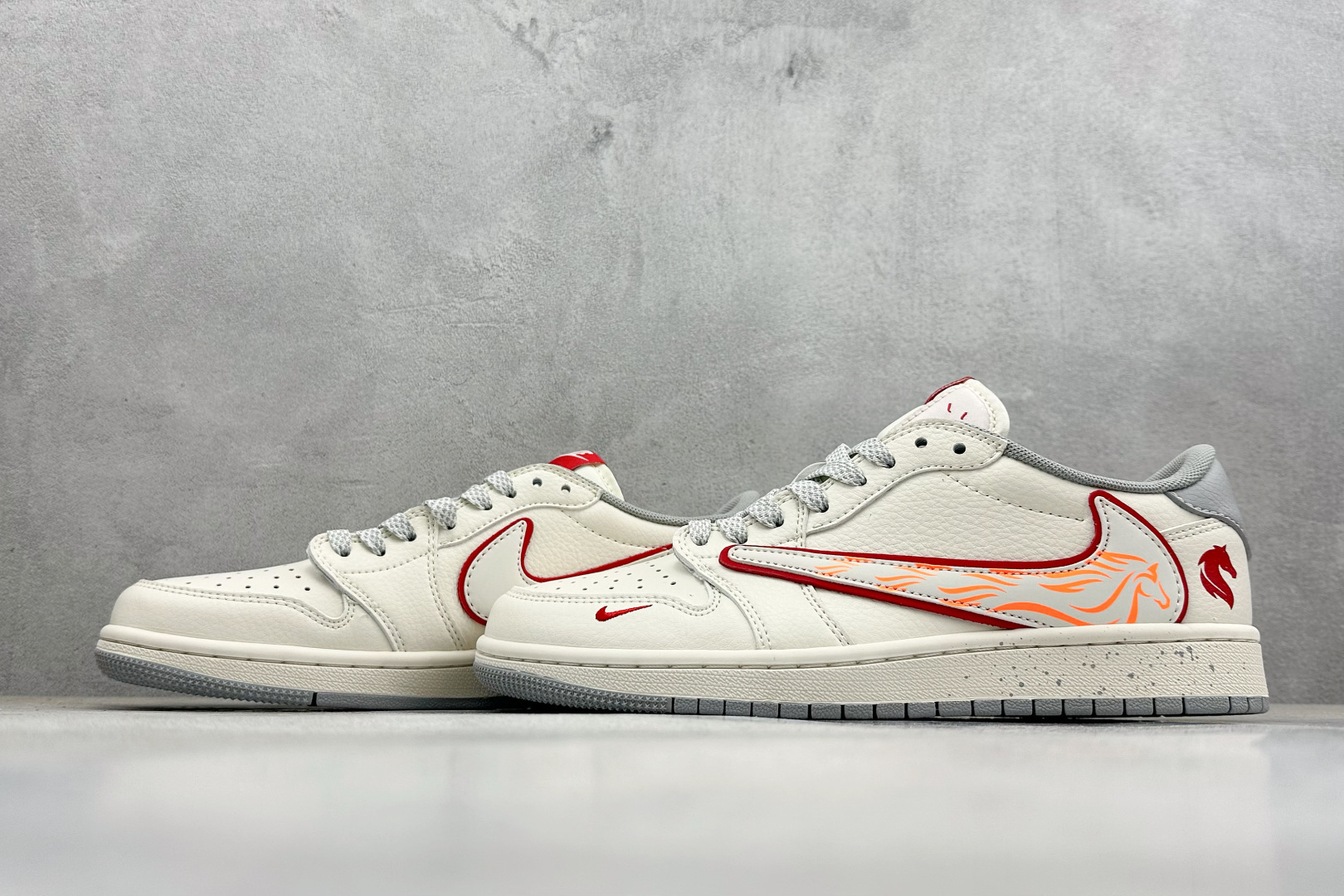 Air Jordan 1 Low AJ1 乔1 马年限定 高端定制 低帮倒钩复古篮球鞋 JY6988-126