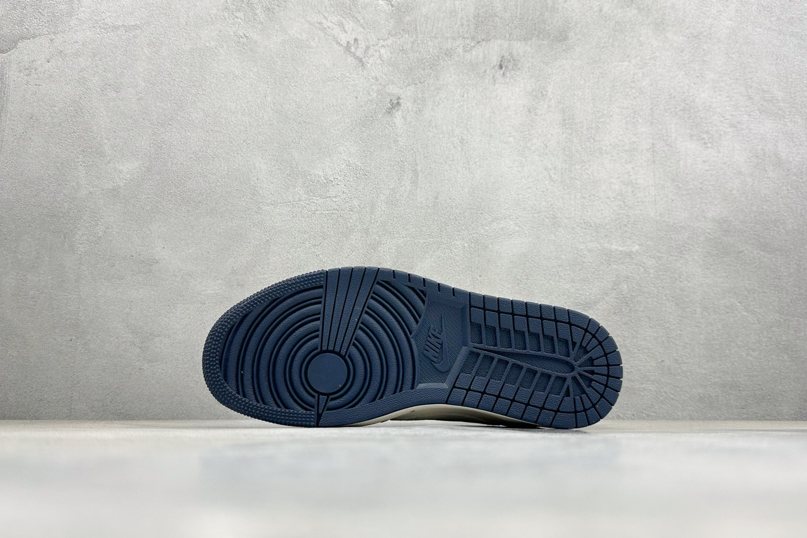 260 Air Jordan 1 Low AJ1 乔1 2026 马年限定 高端定制 低帮倒钩复古篮球鞋 SD6868-120-Chinese UA Cheap High Quatity Brand Clothes Bags handbags Sneakers wholesale wholesaler seller from China Factory suppliers Fashion Clothing Shoes best Quality Beautiful Price 260 Air Jordan 1 Low AJ1 乔1 2026 马年限定 高端定制 低帮倒钩复古篮球鞋 SD6868-120