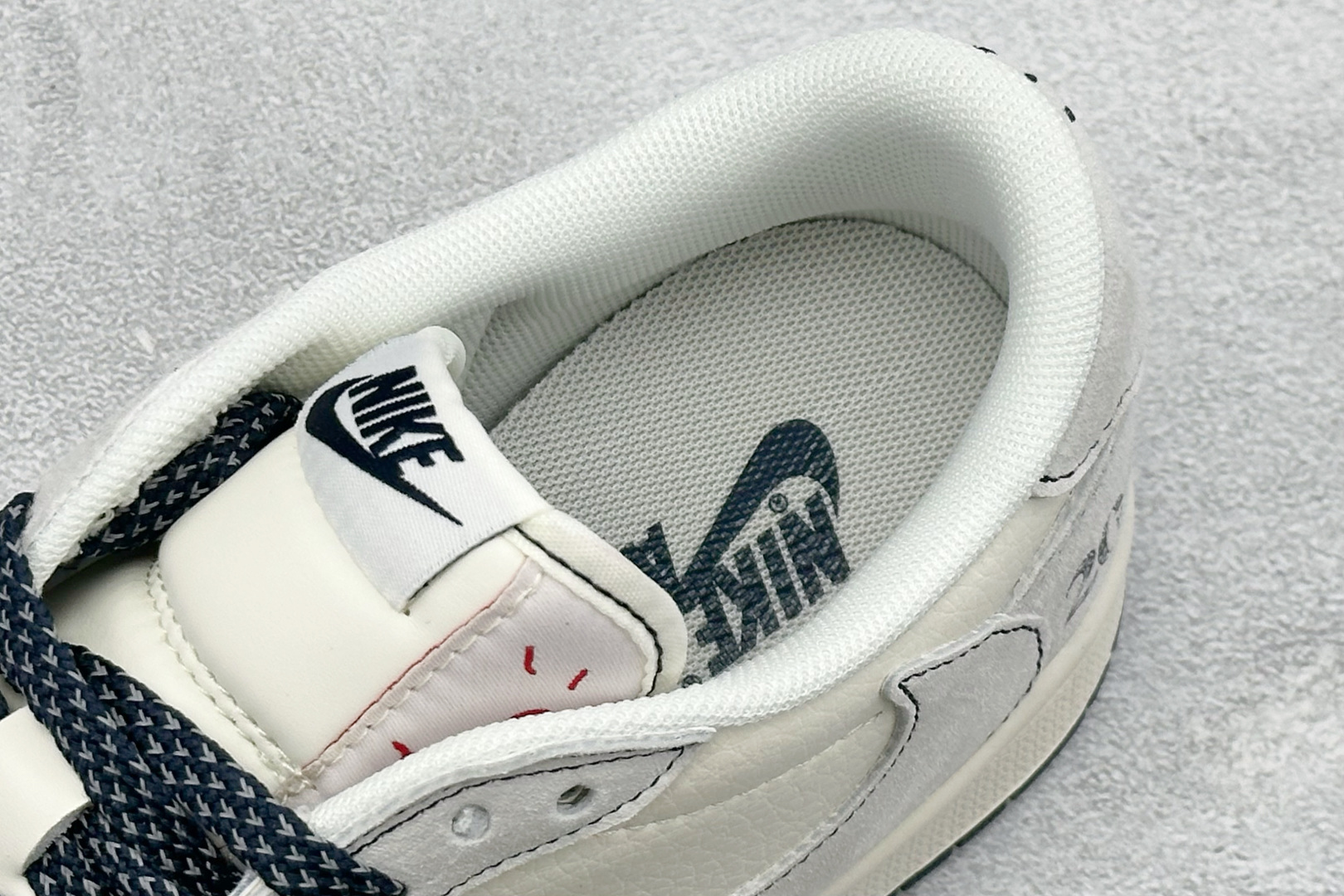 260 Air Jordan 1 Low AJ1 乔1 2026 马年限定 高端定制 低帮倒钩复古篮球鞋 SD6868-120-Chinese UA Cheap High Quatity Brand Clothes Bags handbags Sneakers wholesale wholesaler seller from China Factory suppliers Fashion Clothing Shoes best Quality Beautiful Price 260 Air Jordan 1 Low AJ1 乔1 2026 马年限定 高端定制 低帮倒钩复古篮球鞋 SD6868-120