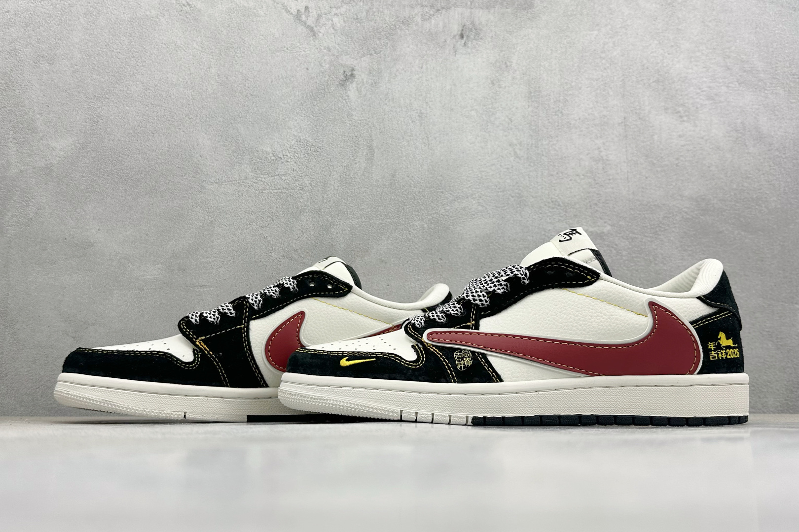 260 Air Jordan 1 Low AJ1 乔1 2026 马年限定 高端定制 低帮倒钩复古篮球鞋 JW1188-181