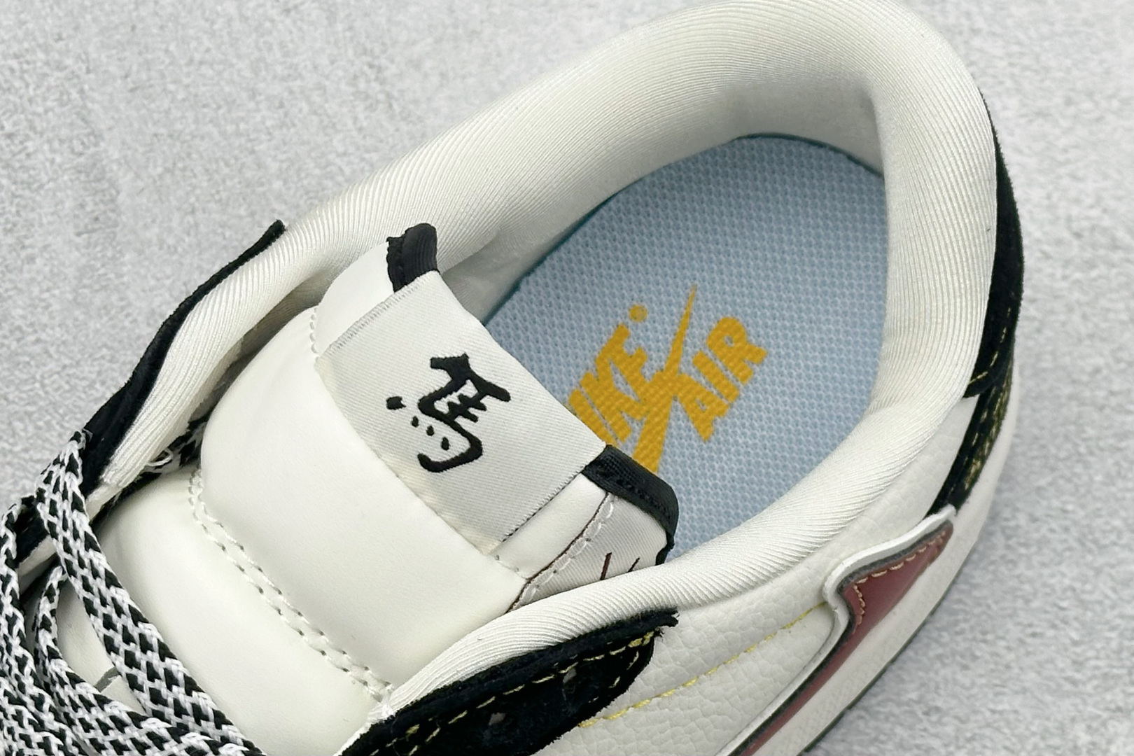 260 Air Jordan 1 Low AJ1 乔1 2026 马年限定 高端定制 低帮倒钩复古篮球鞋 JW1188-181