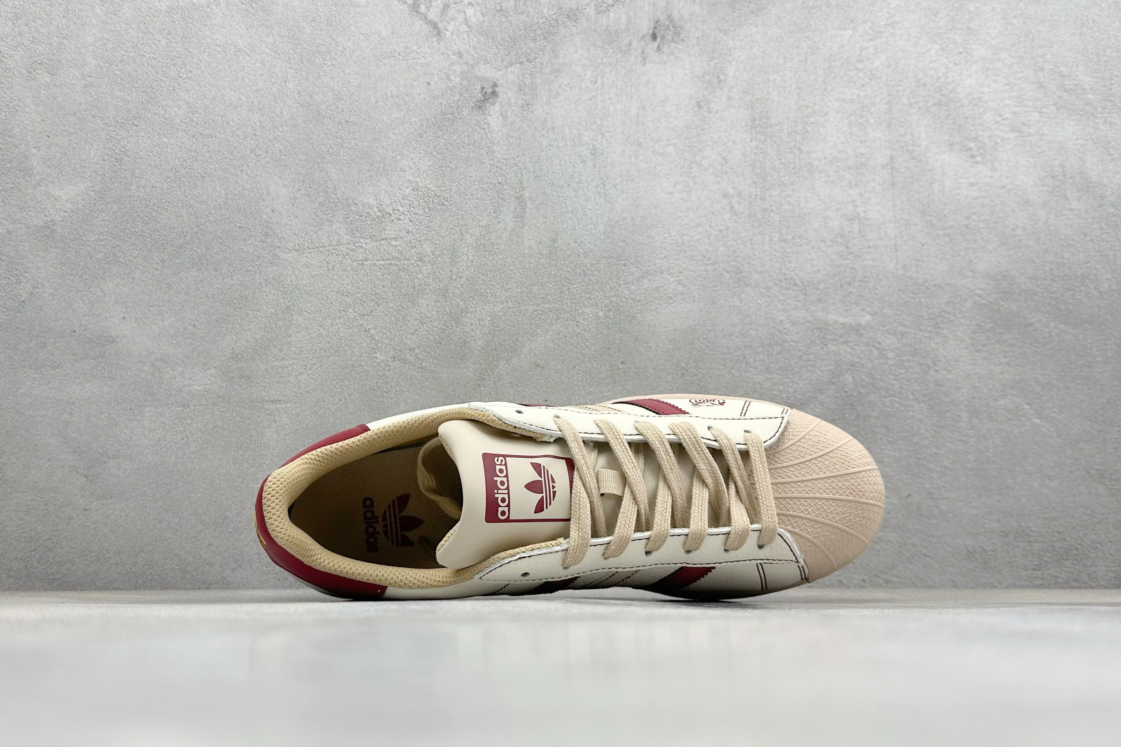 AD Originals Super马年限定 贝壳头板鞋 LX0917-Top High Quatity Cheap Sneakers Fashion Clothing Clothes Bags handbags Shoes of all Brand wholesale With The best Quality And Beautiful Price from China Factory Chinese suppliers wholesaler seller AD Originals Super马年限定 贝壳头板鞋 LX0917