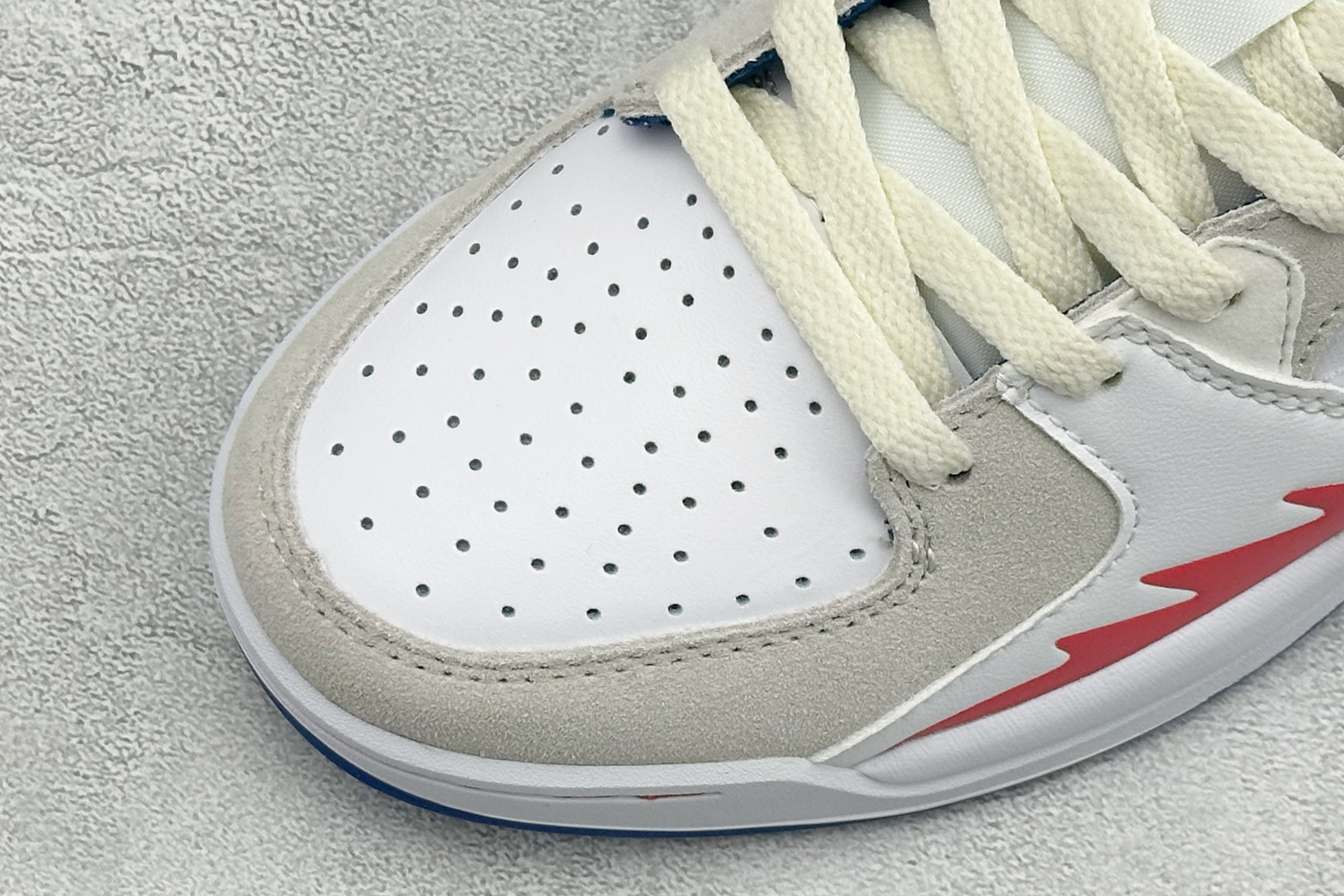 K版Nike Jordan Stadium 90 低帮复古运动篮球鞋 HF8186-141 K版Nike Jordan Stadium 90 低帮复古运动篮球鞋 HF8186-141