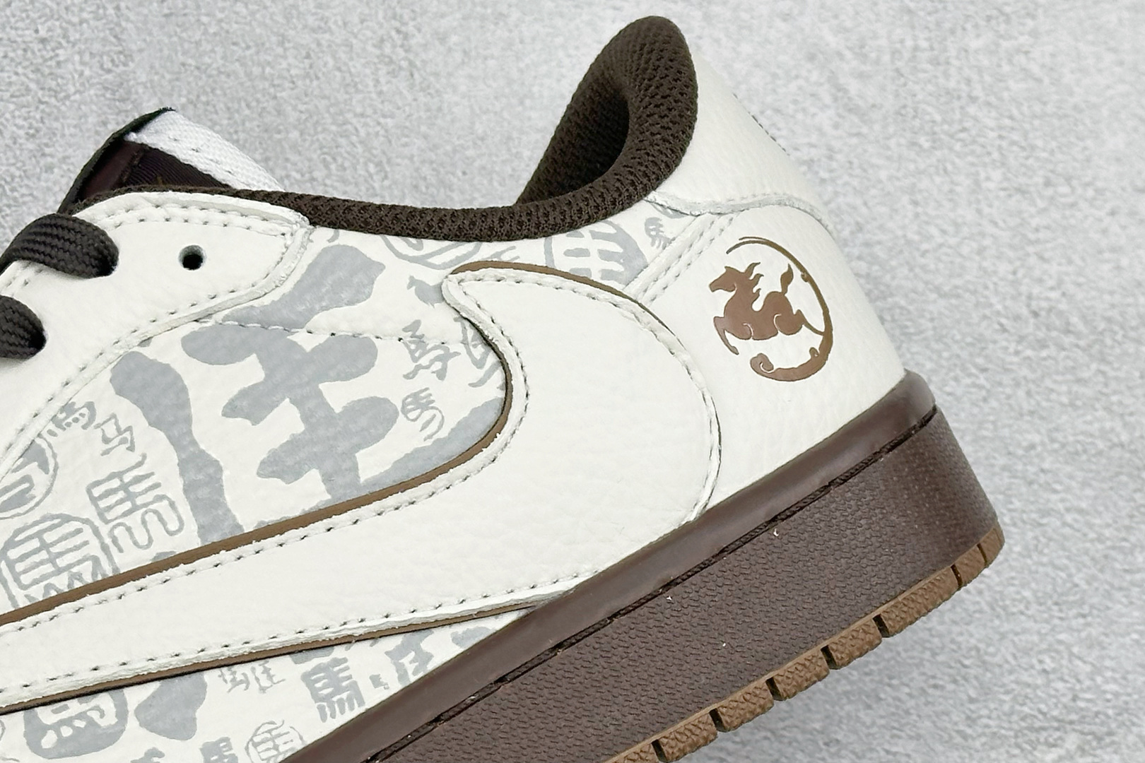SC版Travis Scott x Jordan 1 Low 马年限定-白棕云纹 倒勾低帮休闲版本 NH0601-061-Top High Quatity Cheap Sneakers Fashion Clothing Clothes Bags handbags Shoes of all Brand wholesale With The best Quality And Beautiful Price from China Factory Chinese suppliers wholesaler seller SC版Travis Scott x Jordan 1 Low 马年限定-白棕云纹 倒勾低帮休闲版本 NH0601-061