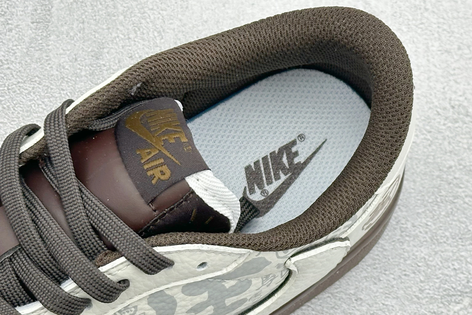 SC版Travis Scott x Jordan 1 Low 马年限定-白棕云纹 倒勾低帮休闲版本 NH0601-061-Top High Quatity Cheap Sneakers Fashion Clothing Clothes Bags handbags Shoes of all Brand wholesale With The best Quality And Beautiful Price from China Factory Chinese suppliers wholesaler seller SC版Travis Scott x Jordan 1 Low 马年限定-白棕云纹 倒勾低帮休闲版本 NH0601-061